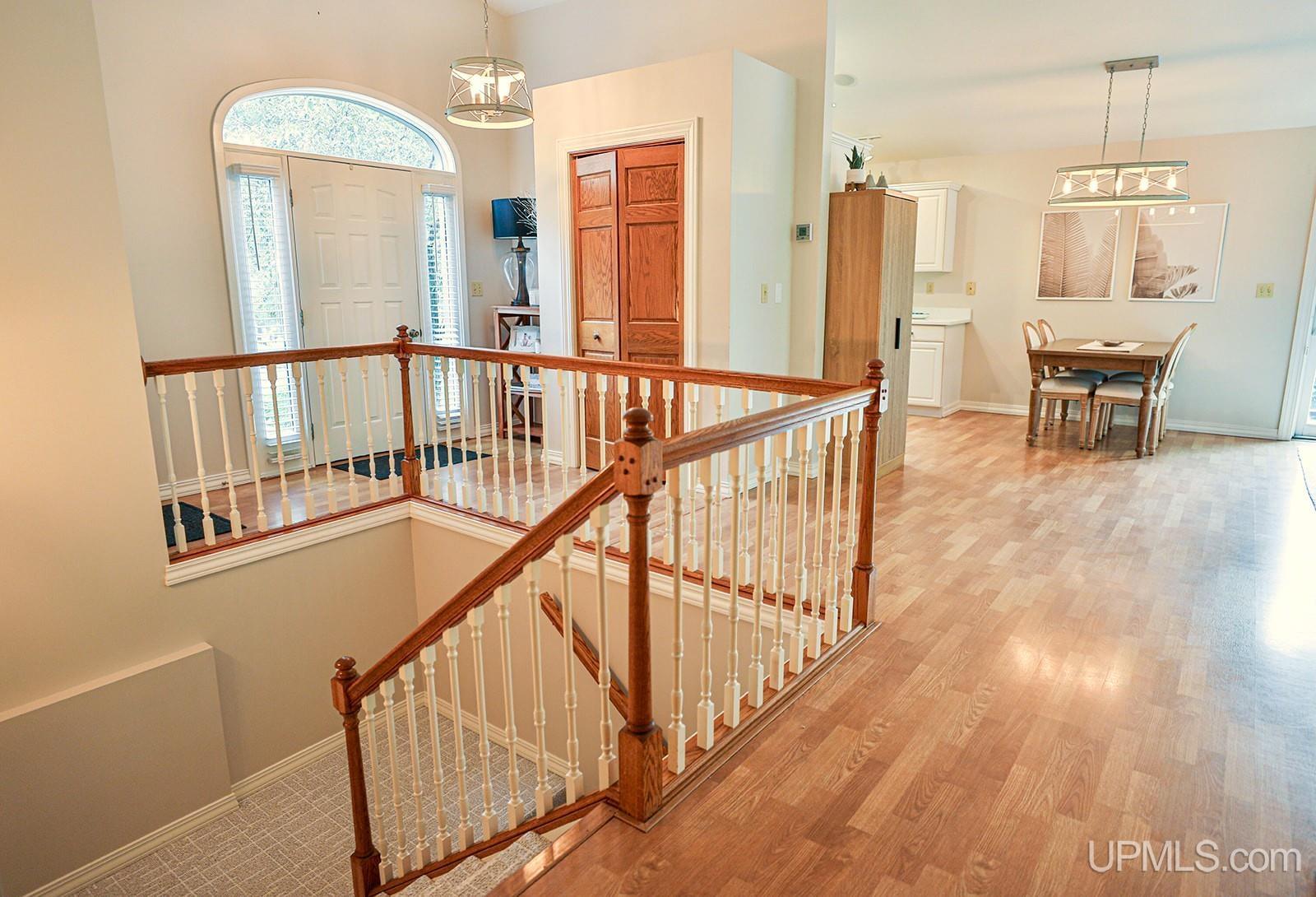223 Crestview Drive Property Photo 21
