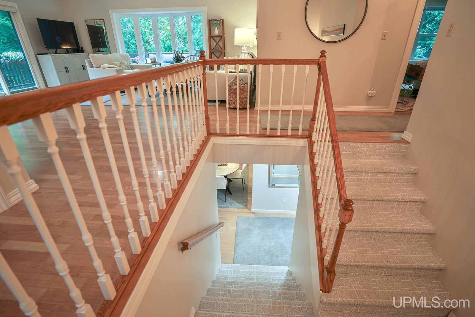 223 Crestview Drive Property Photo 22