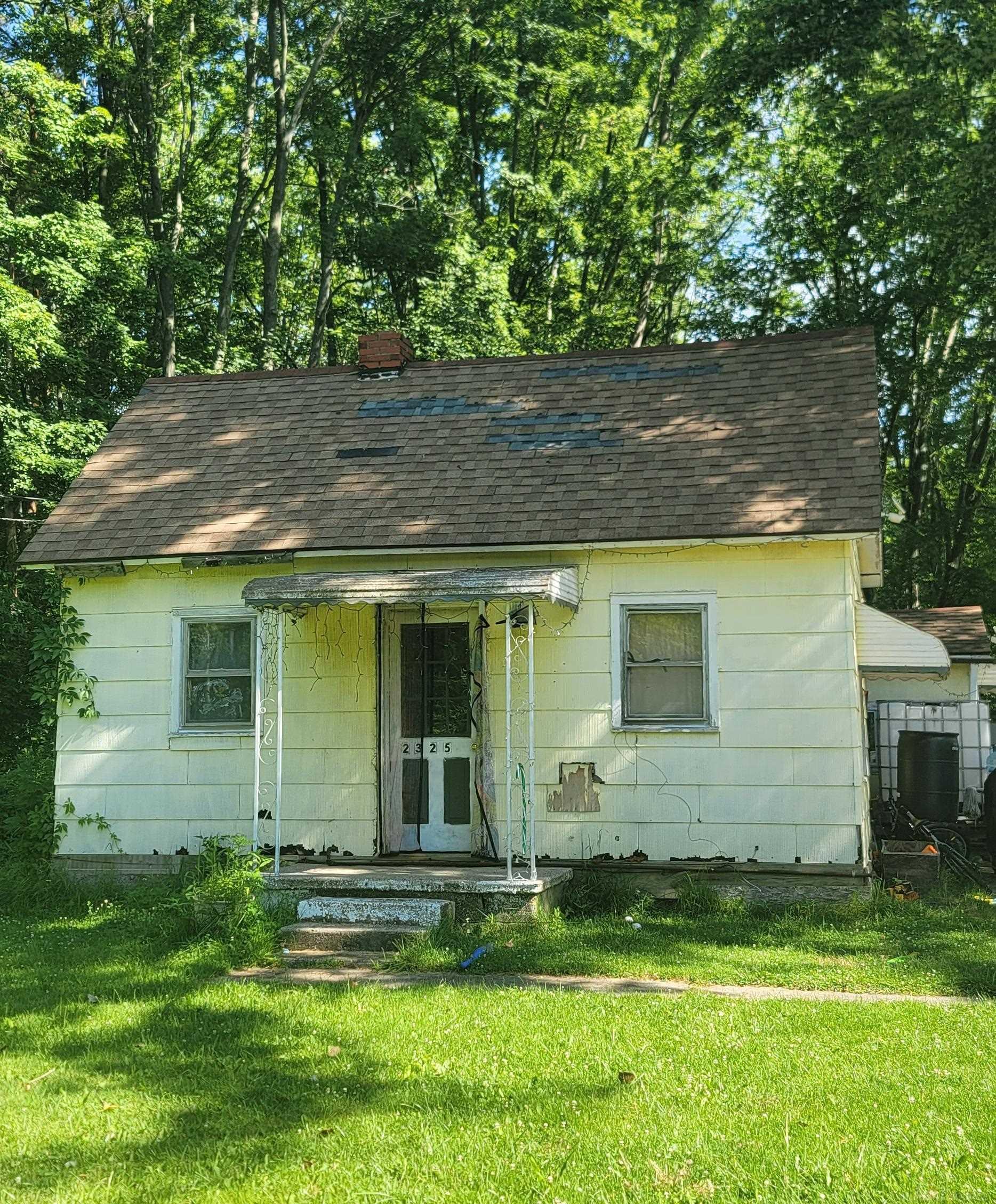 2325 E Sanilac Road Property Photo 1
