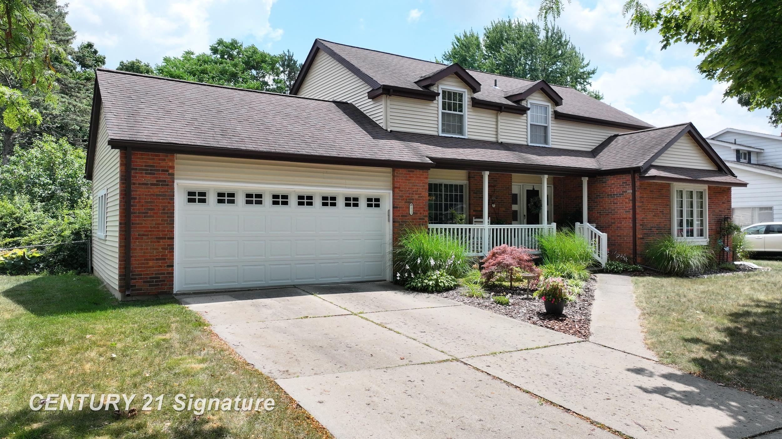 212 Cedarwood Drive