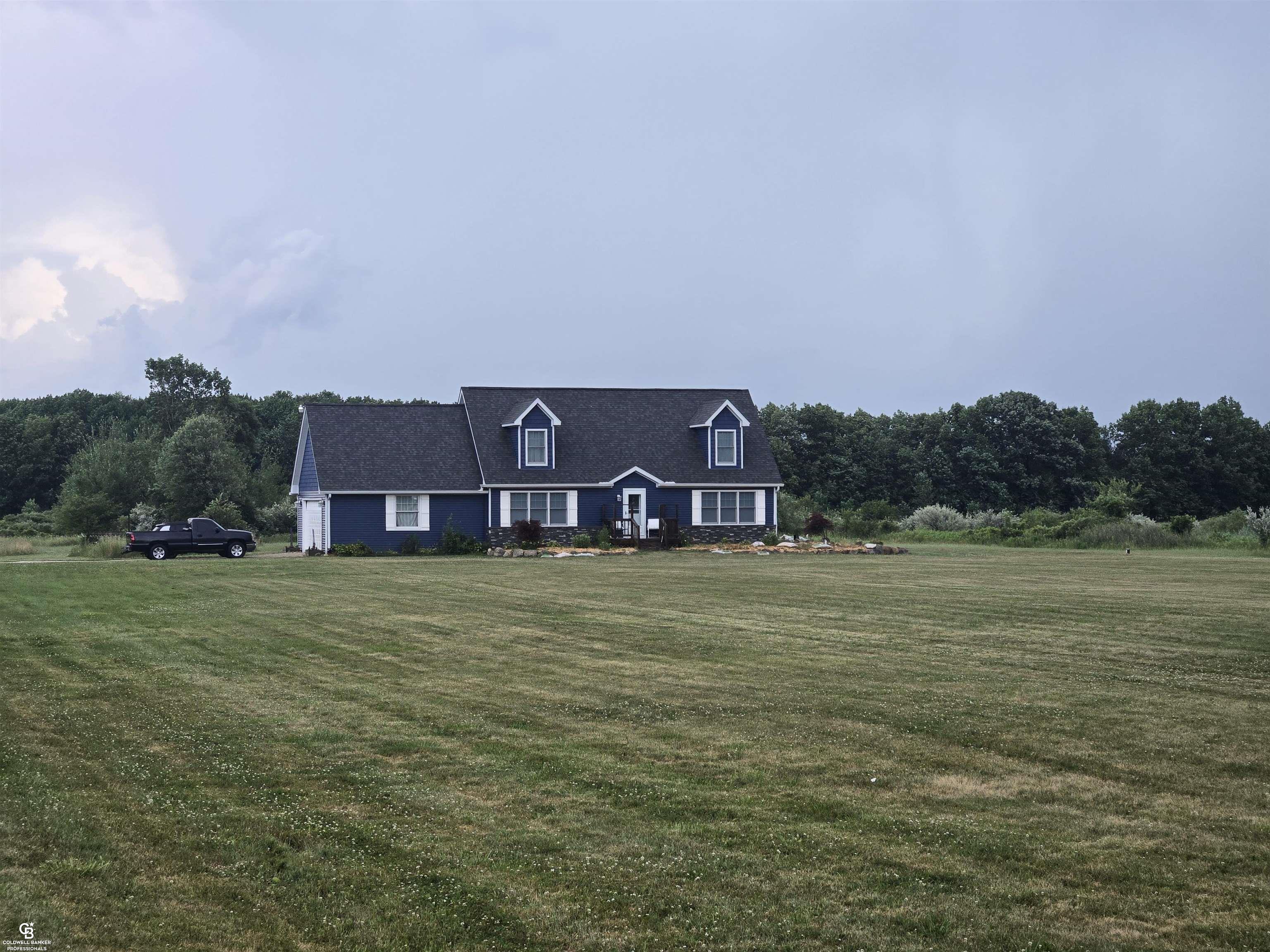 5350 Emmett Road Property Photo 1