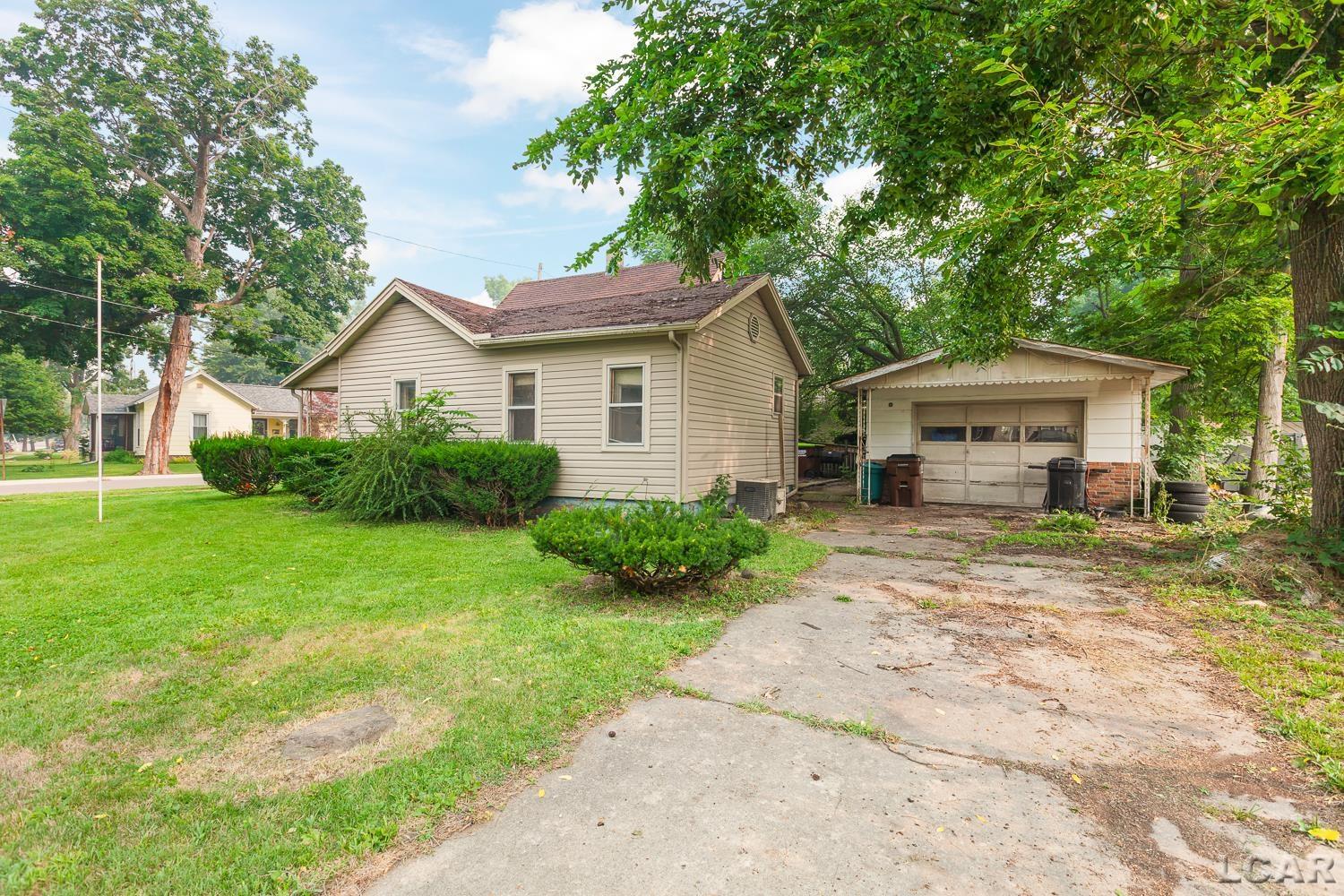 306 Summer Street Property Photo 6