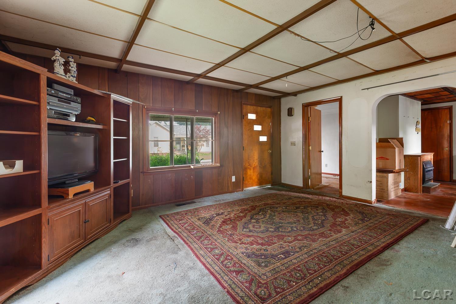 306 Summer Street Property Photo 11