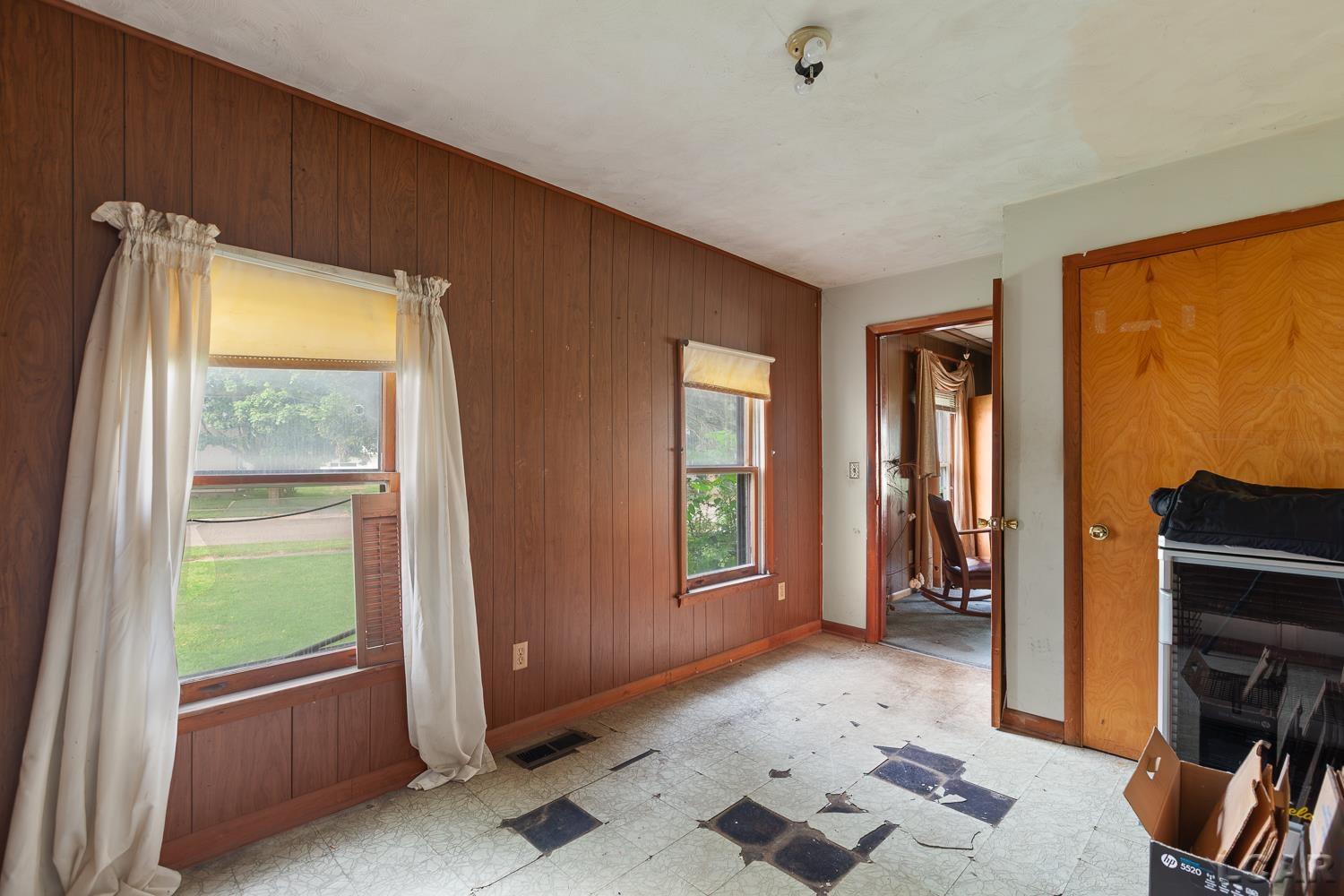 306 Summer Street Property Photo 20