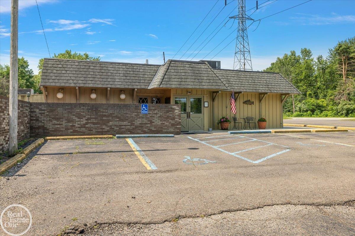 60730 Van Dyke Avenue Property Photo 6