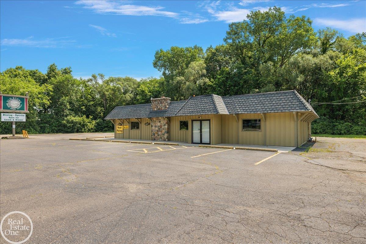 60730 Van Dyke Avenue Property Photo 7