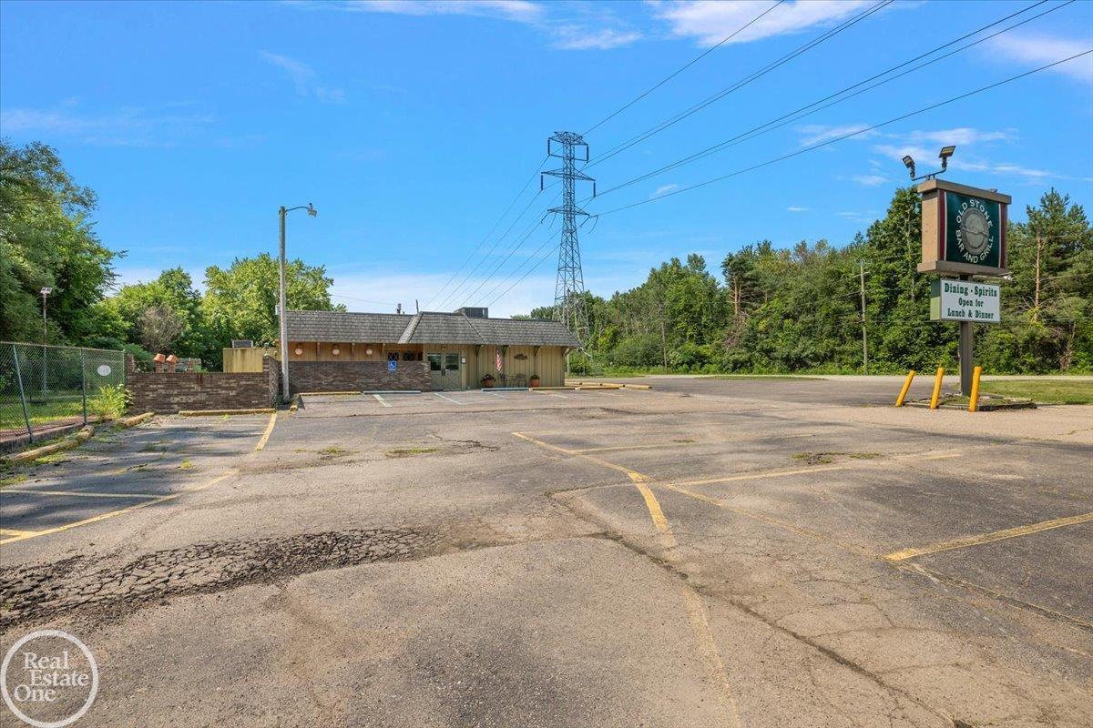 60730 Van Dyke Avenue Property Photo 9