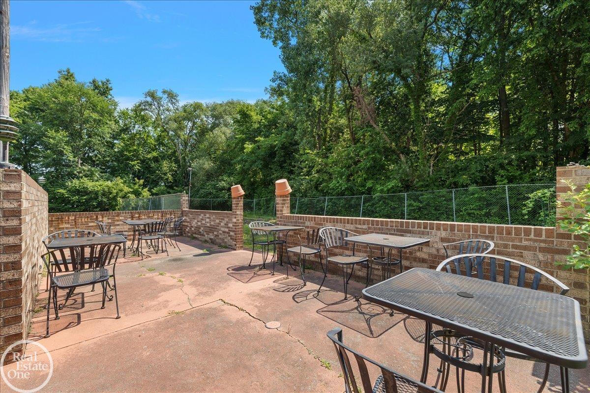 60730 Van Dyke Avenue Property Photo 14