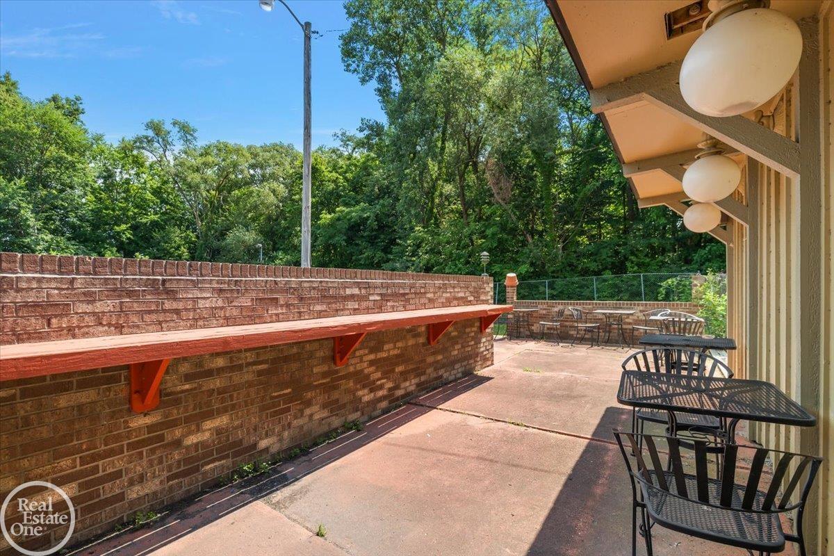 60730 Van Dyke Avenue Property Photo 16