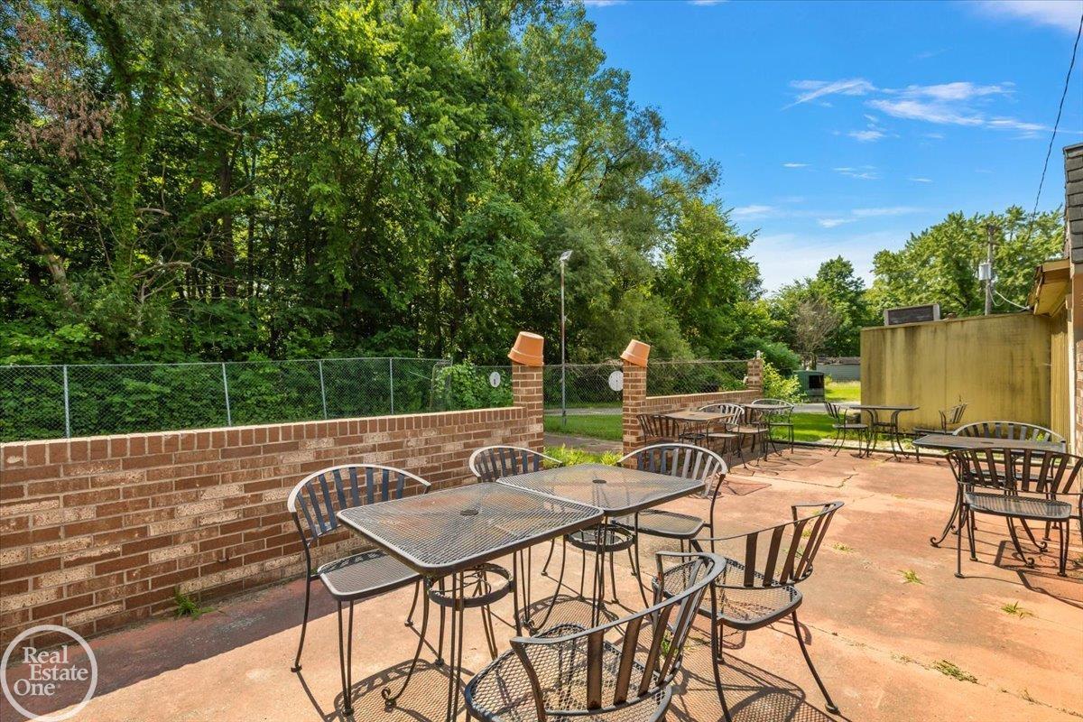 60730 Van Dyke Avenue Property Photo 18