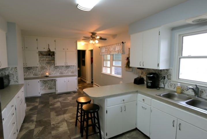 5595 Noreen Drive Property Photo 3