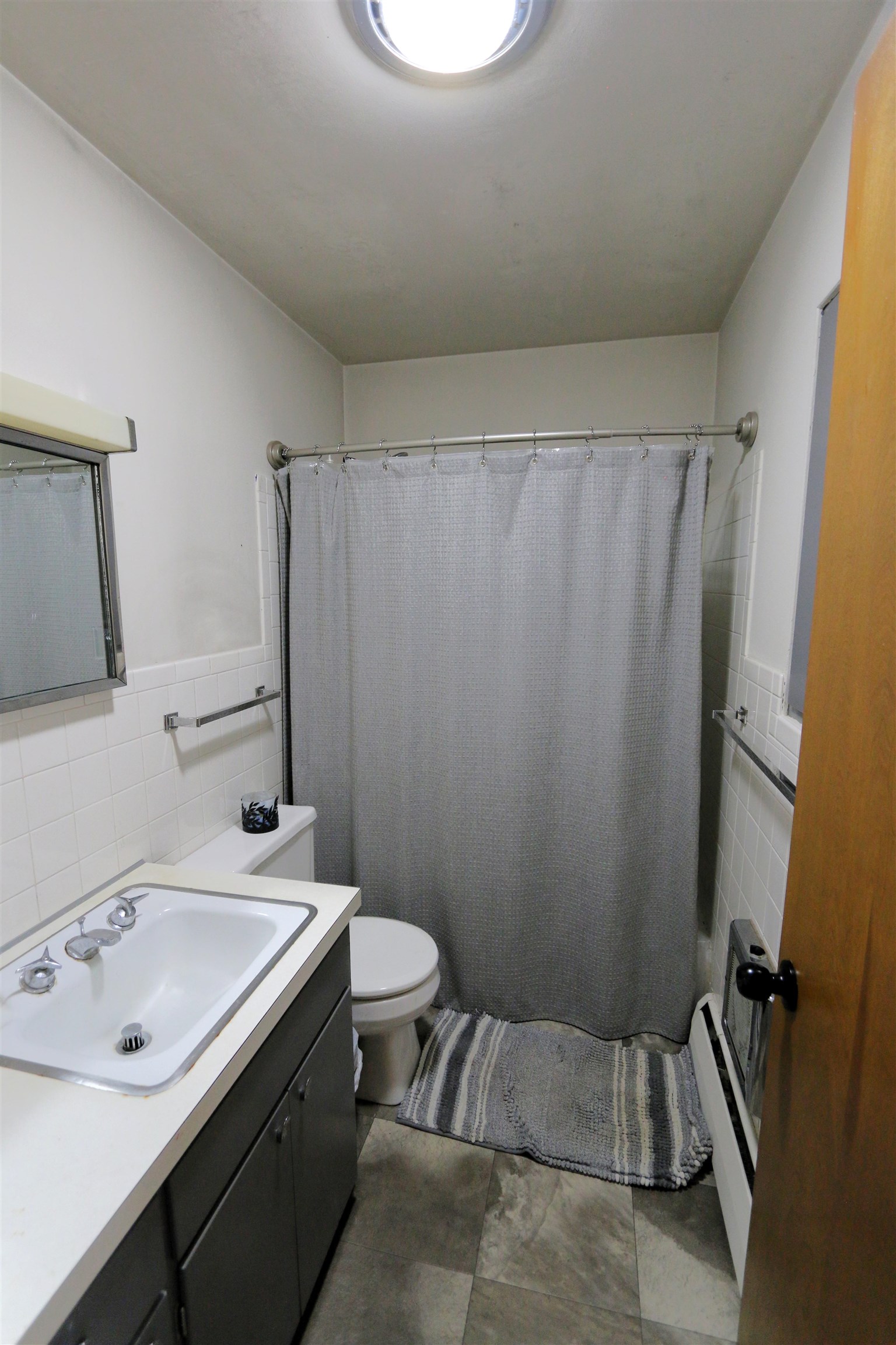 5595 Noreen Drive Property Photo 10