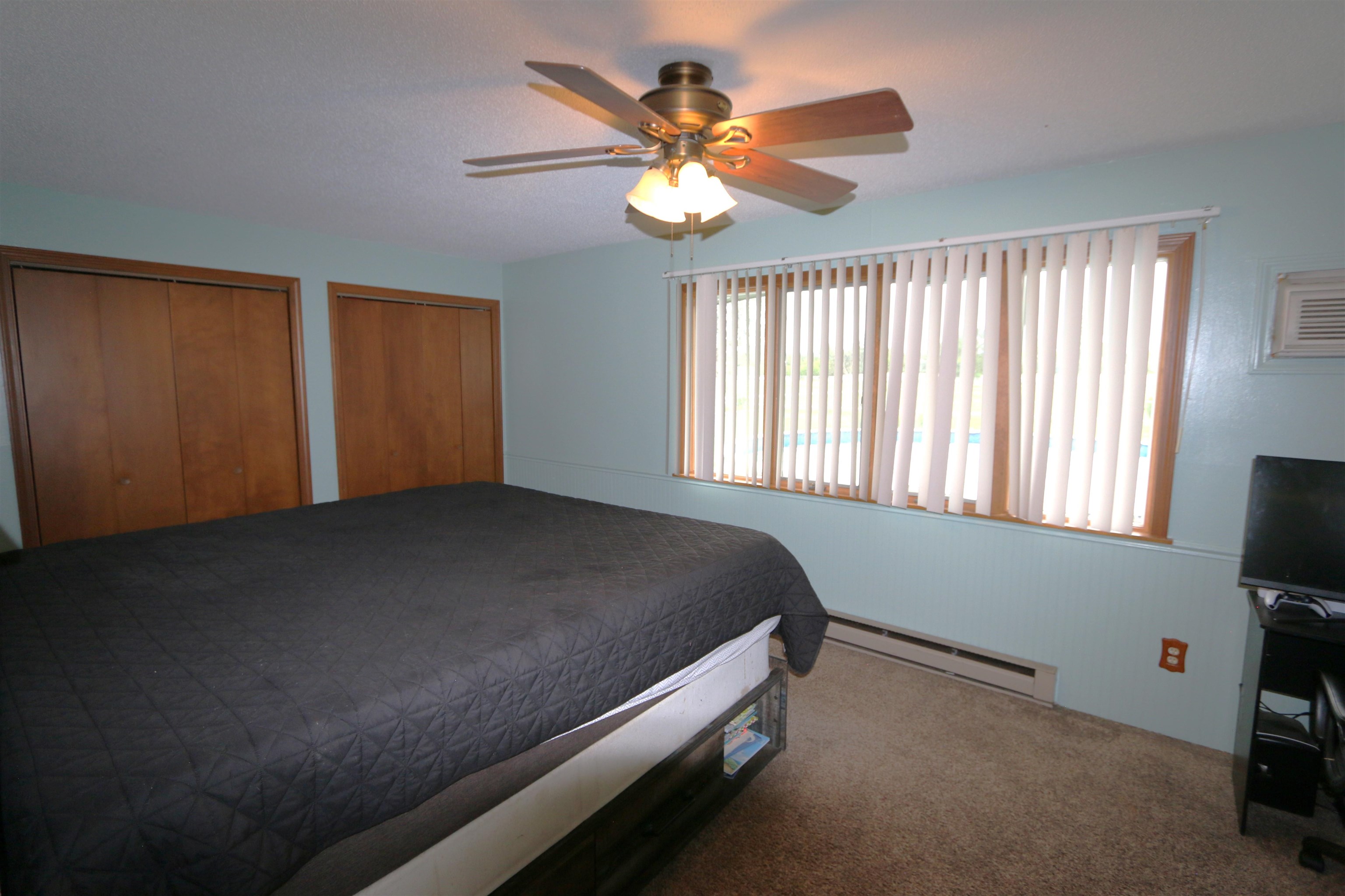 5595 Noreen Drive Property Photo 11