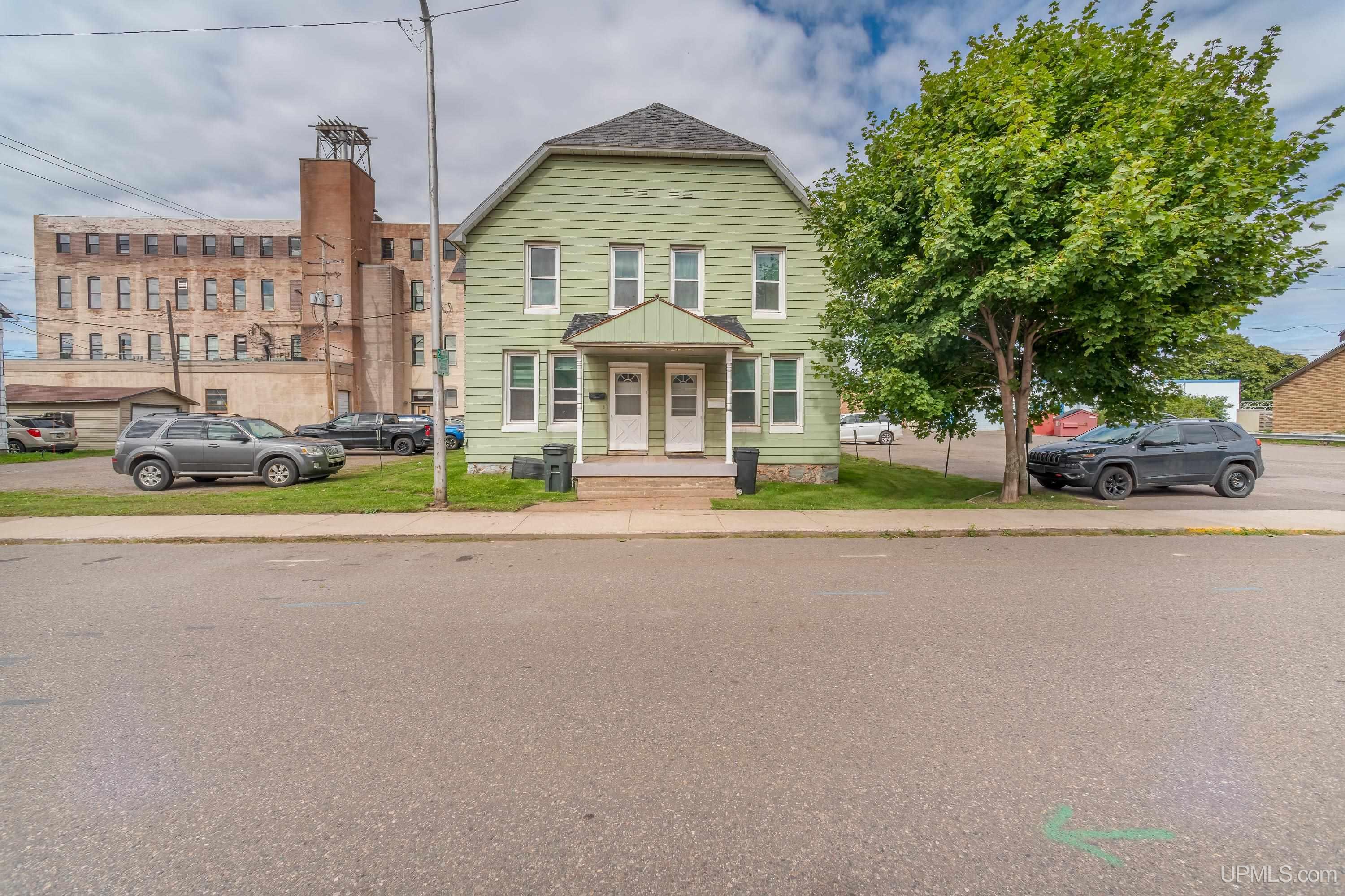 313-315 E Pearl Street Property Photo 1