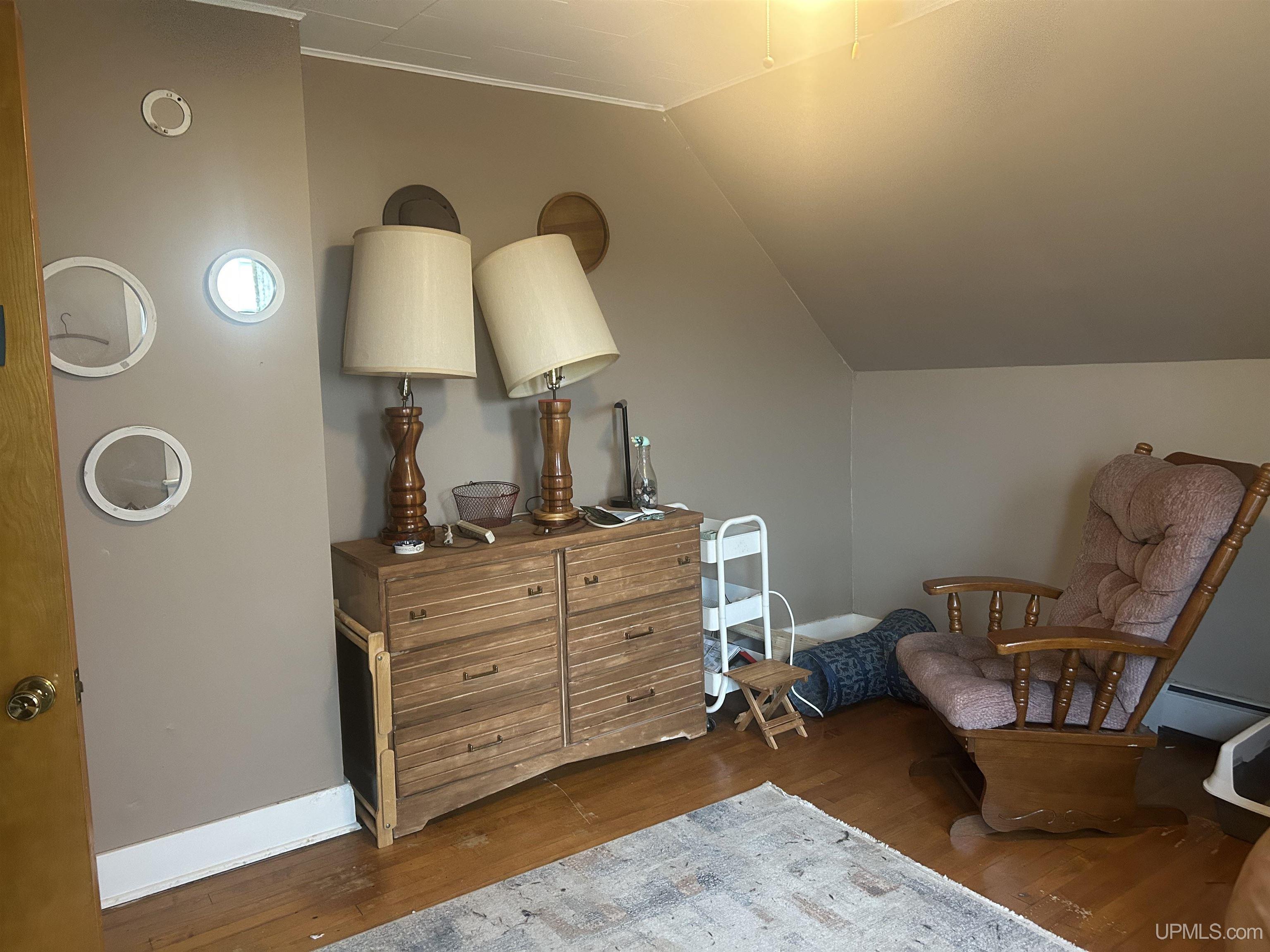 313-315 E Pearl Street Property Photo 69