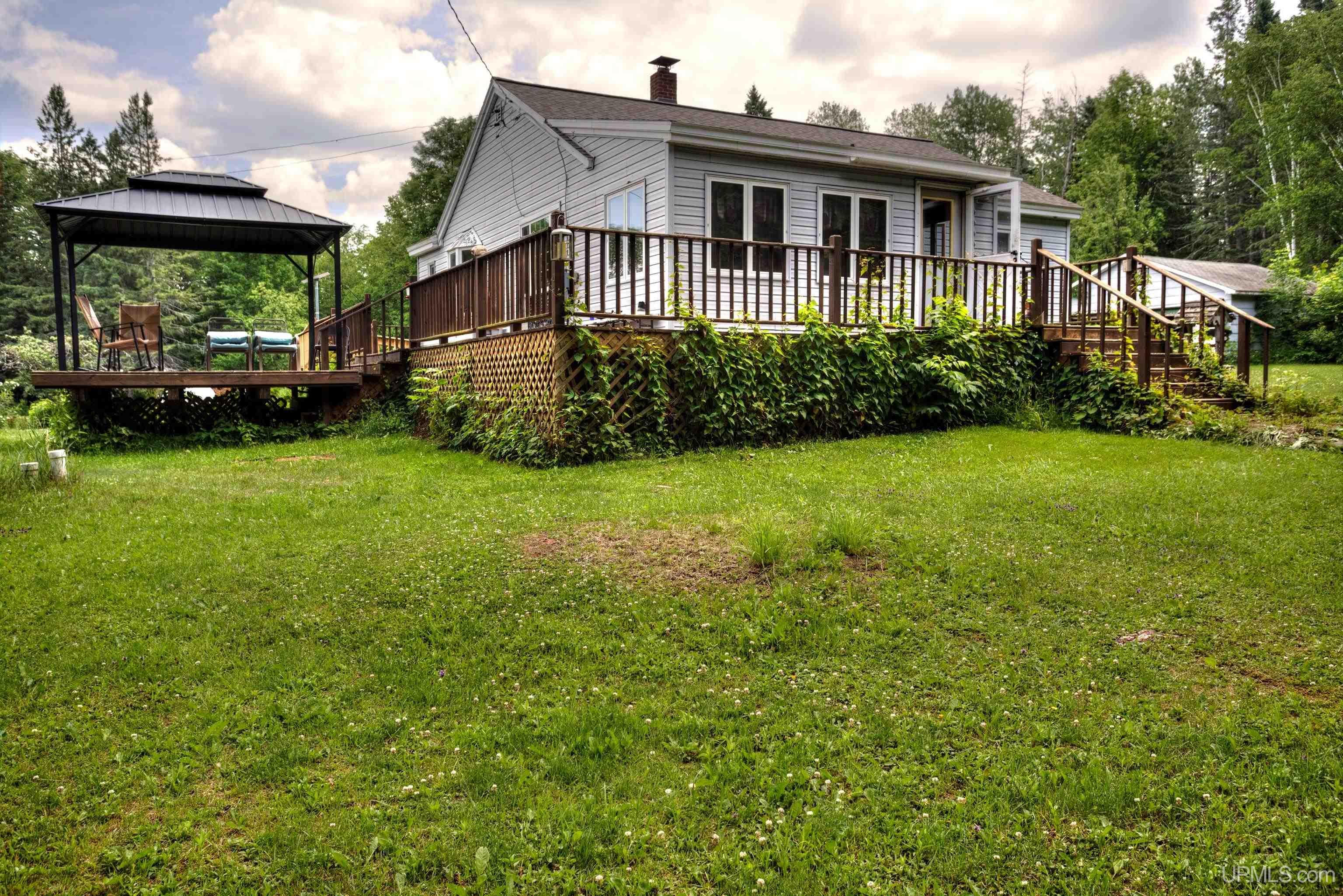 E2794 Lake Road Property Photo 1