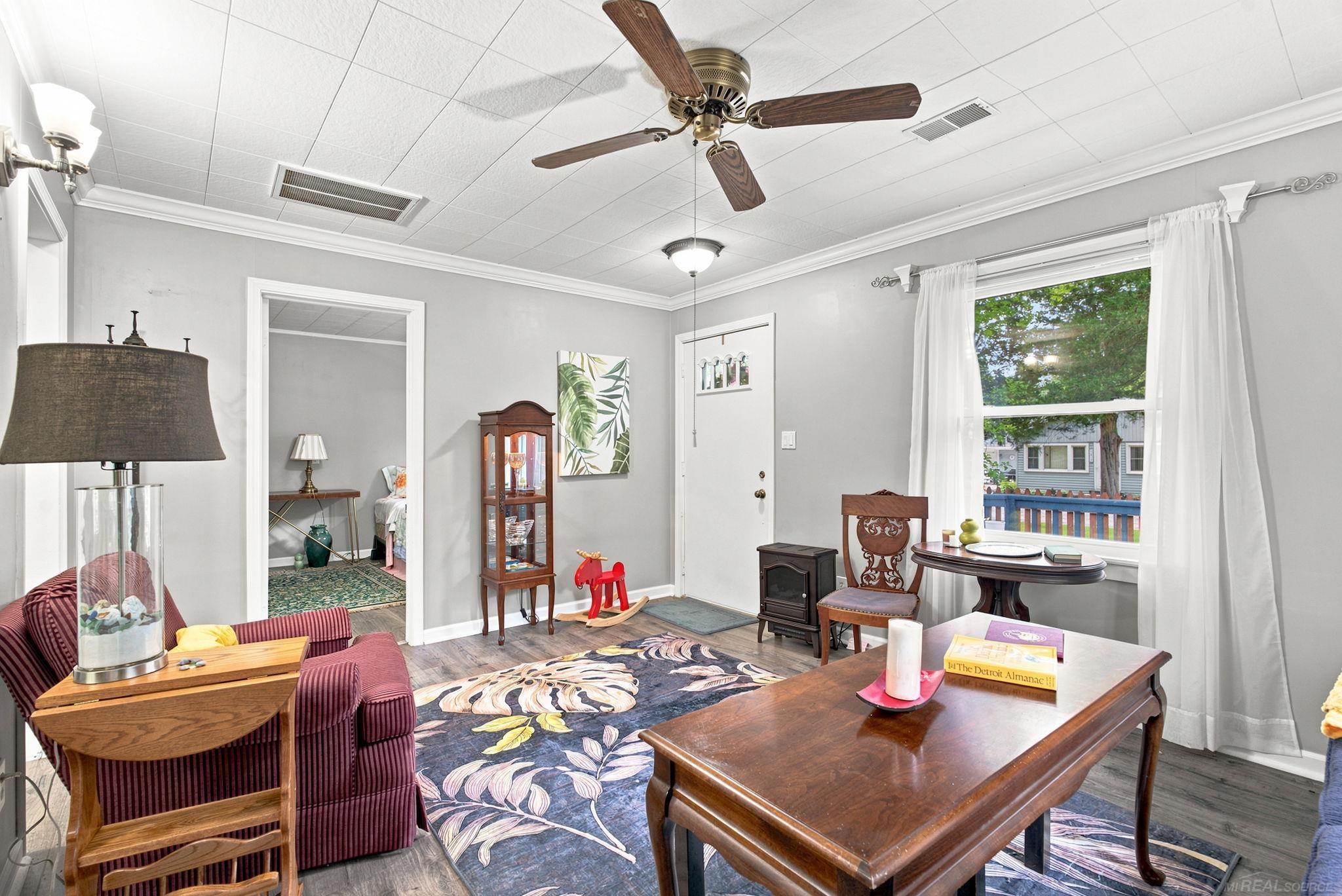 7405 Aspen Road Property Photo 5