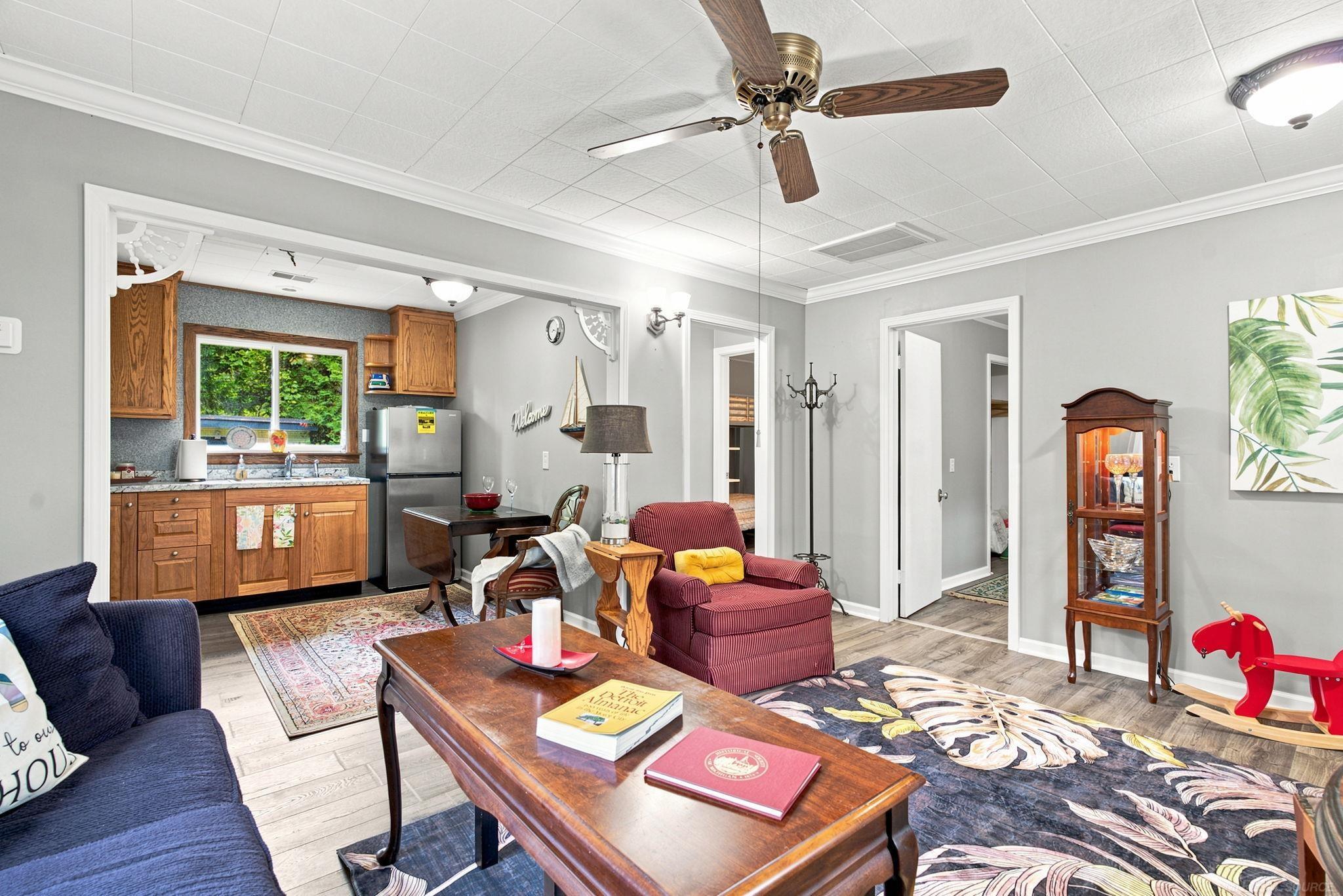 7405 Aspen Road Property Photo 6