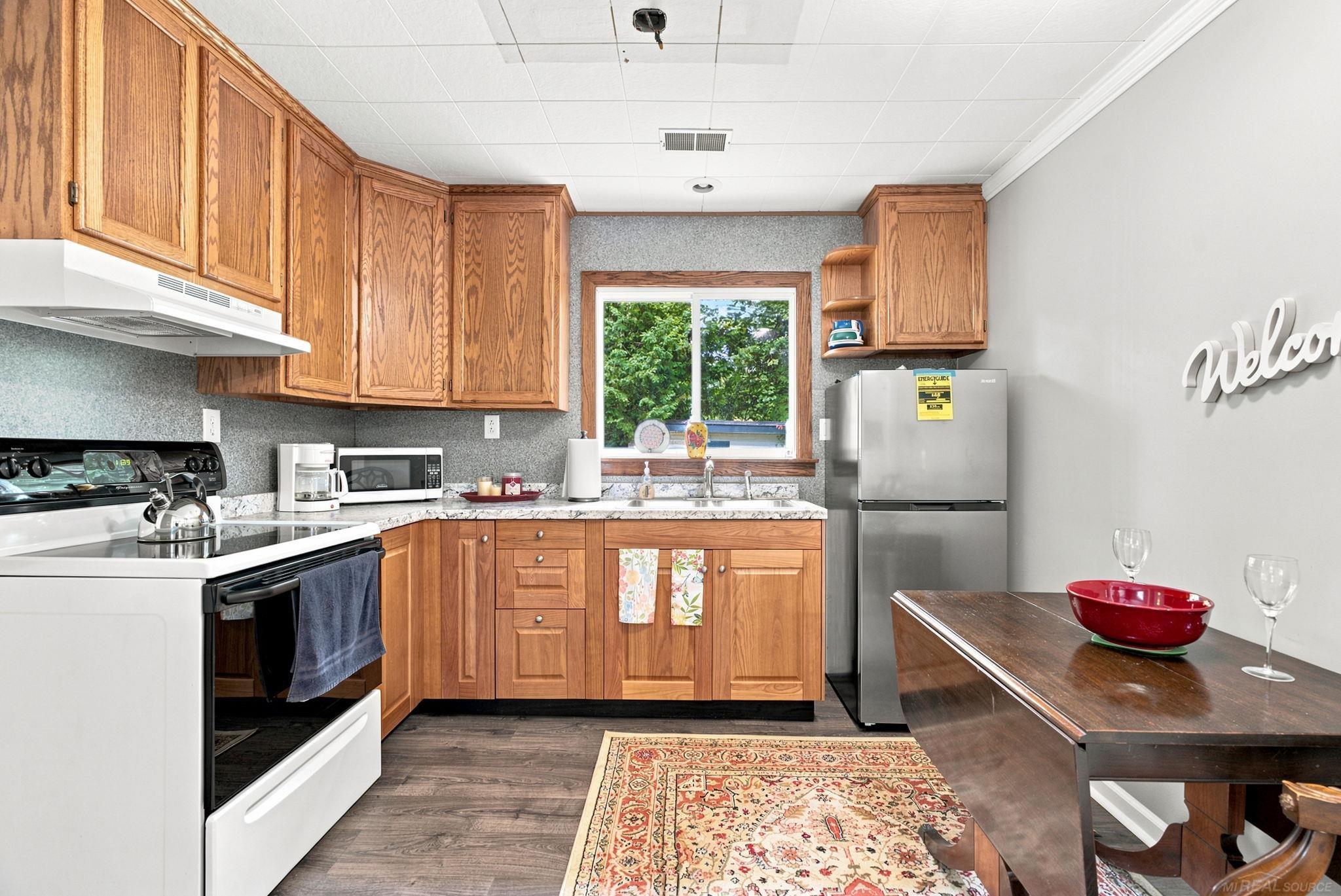 7405 Aspen Road Property Photo 7