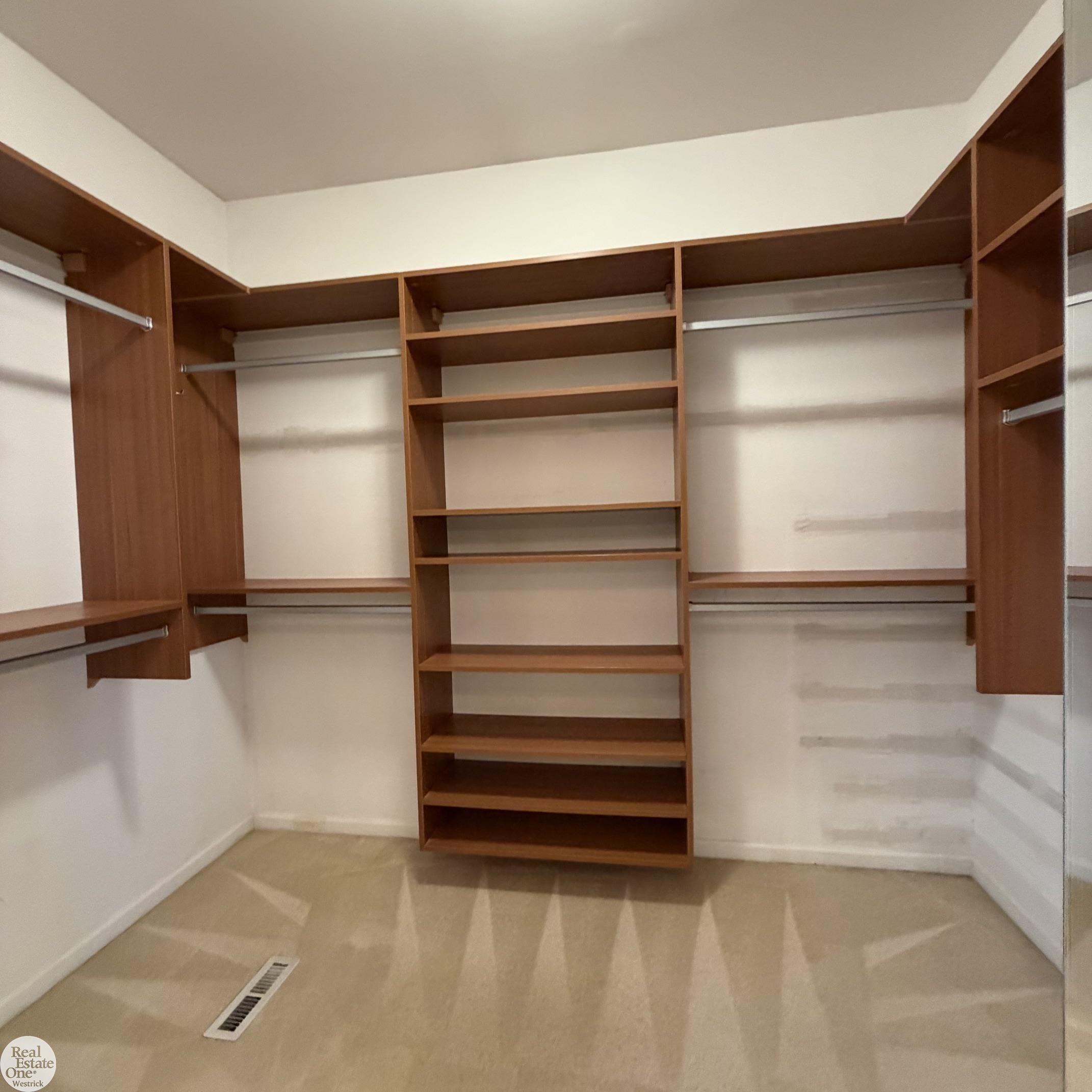 8319 River Road Property Photo 14