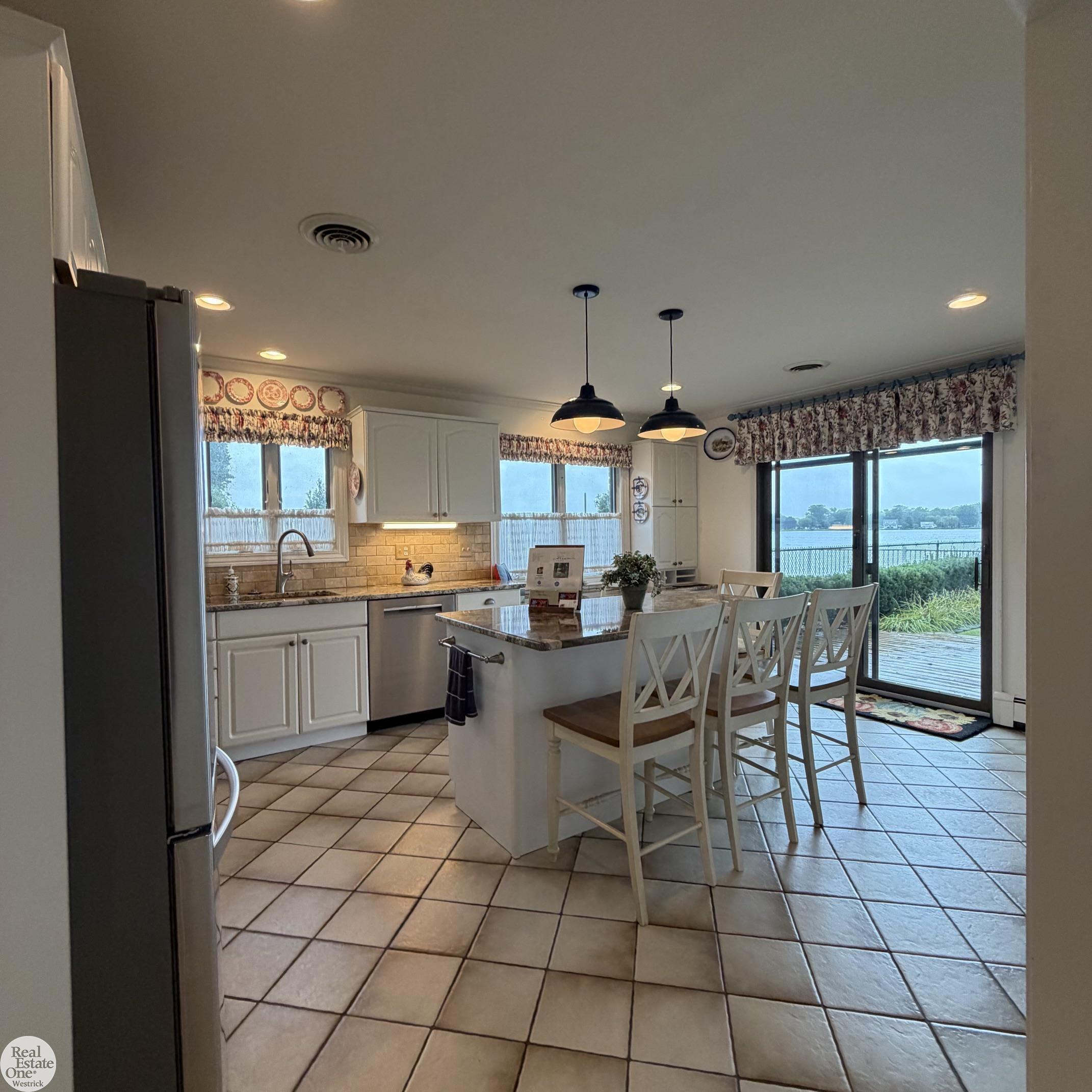 8319 River Road Property Photo 26