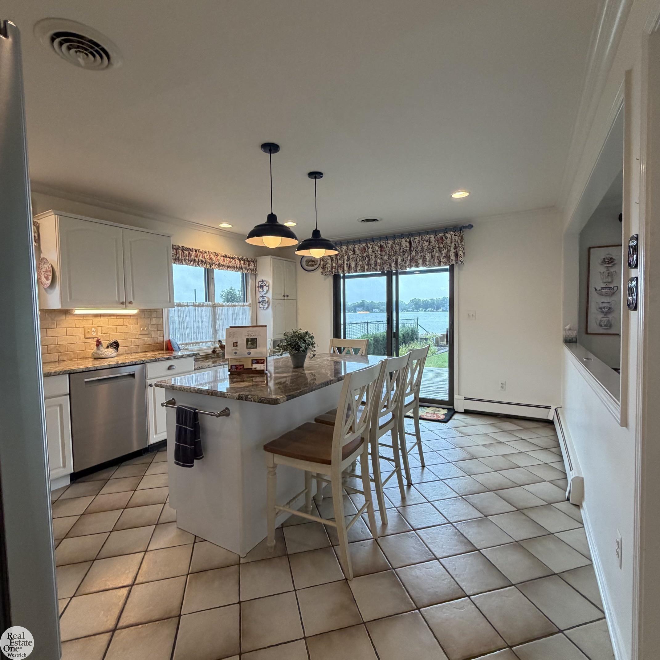 8319 River Road Property Photo 27