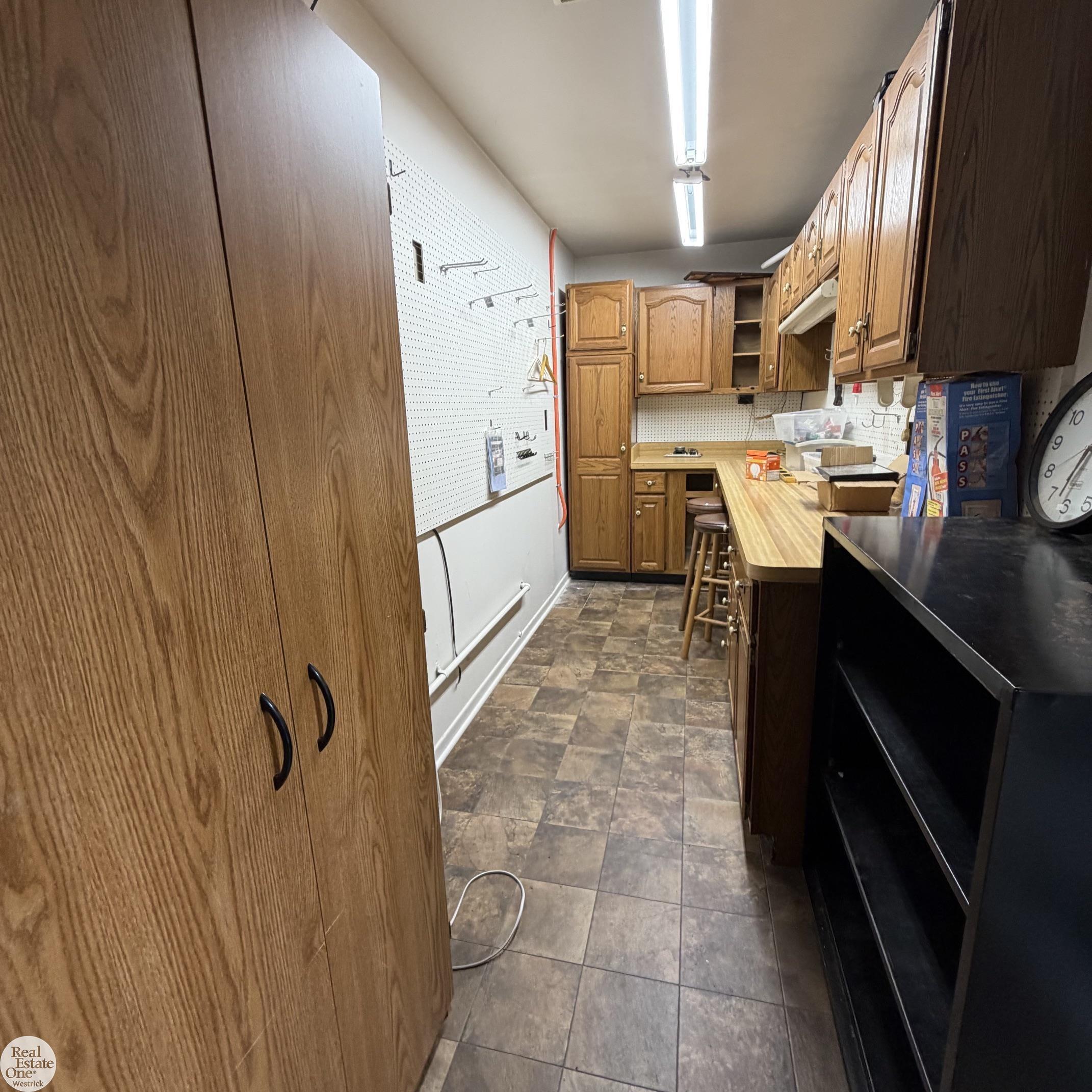 8319 River Road Property Photo 57