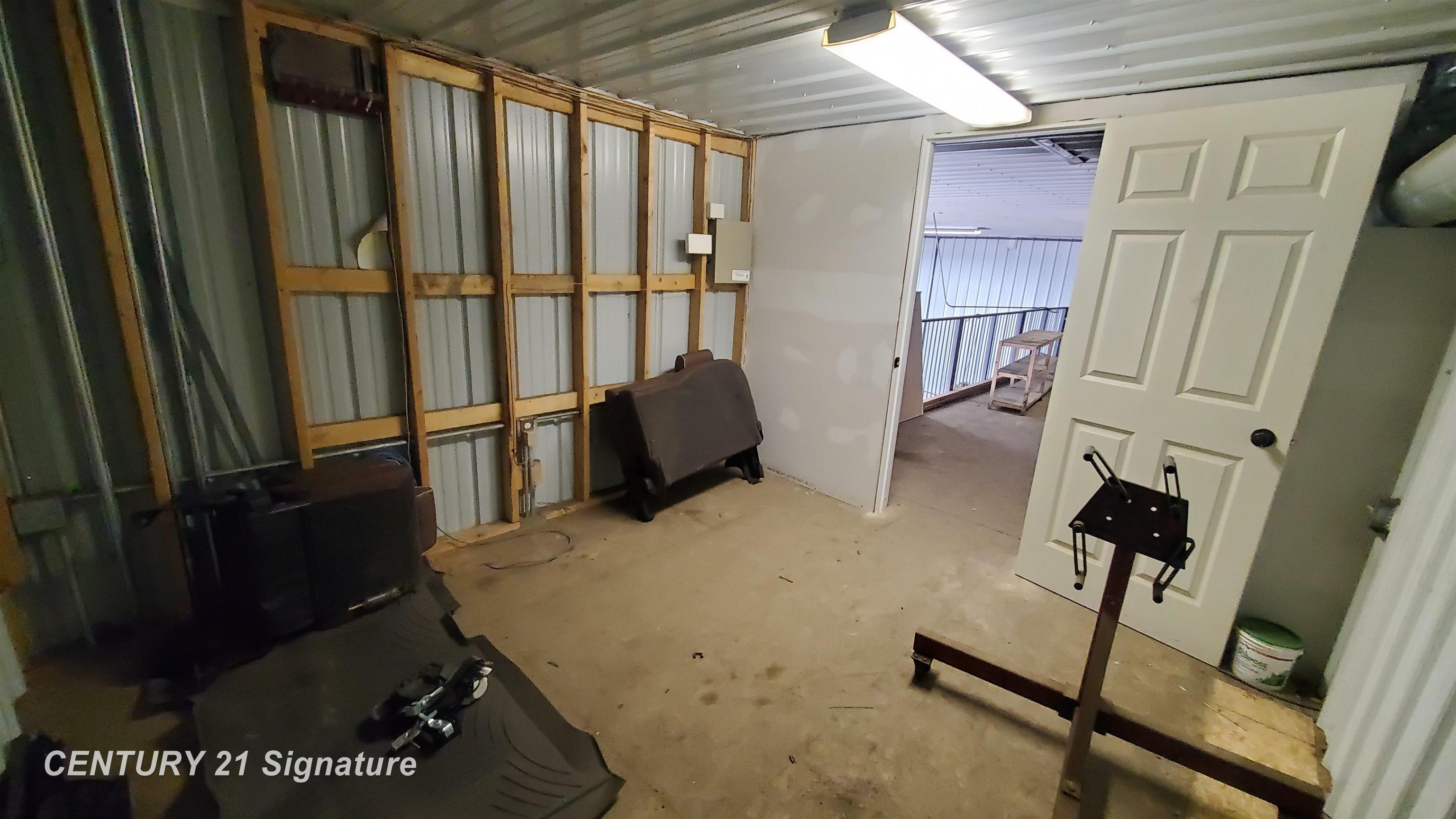 9449 Genesee Street Property Photo 12