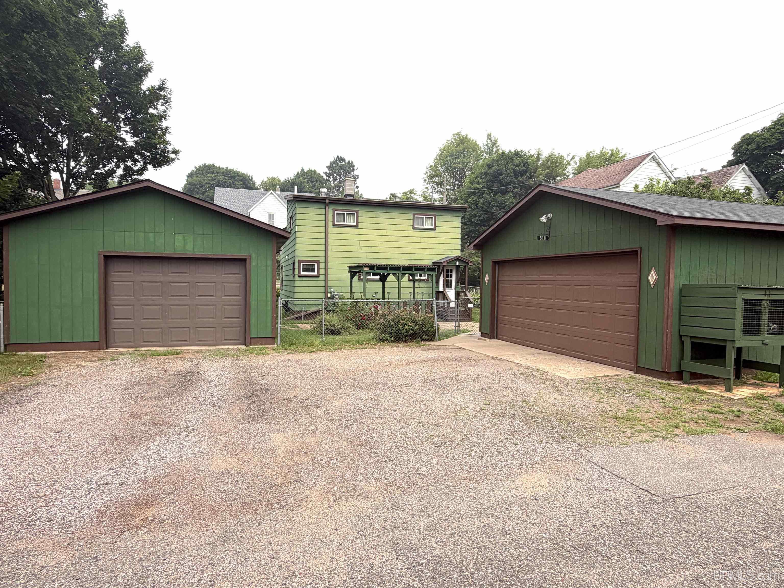 518 E Ridge Street Property Photo 1