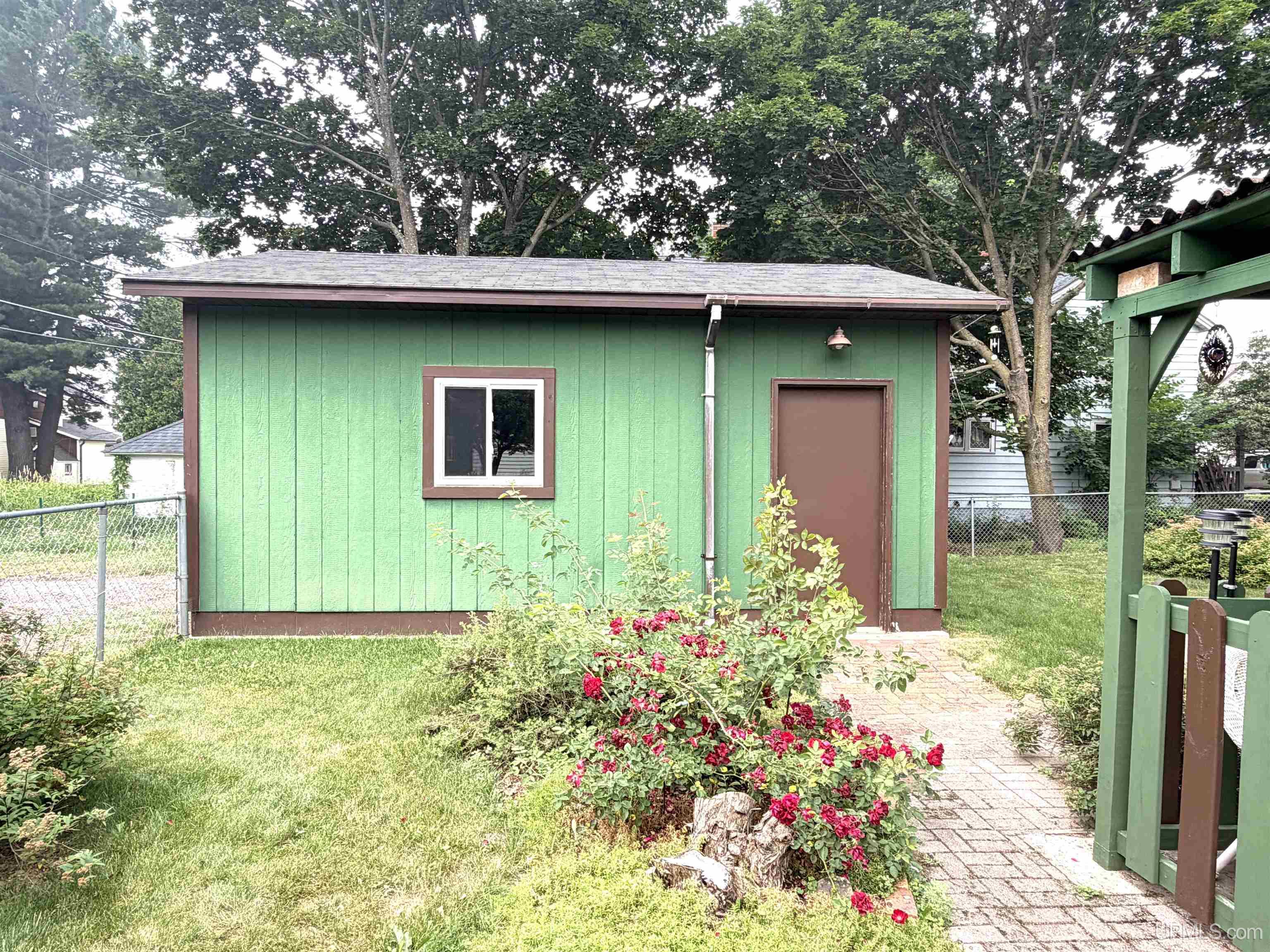 518 E Ridge Street Property Photo 15