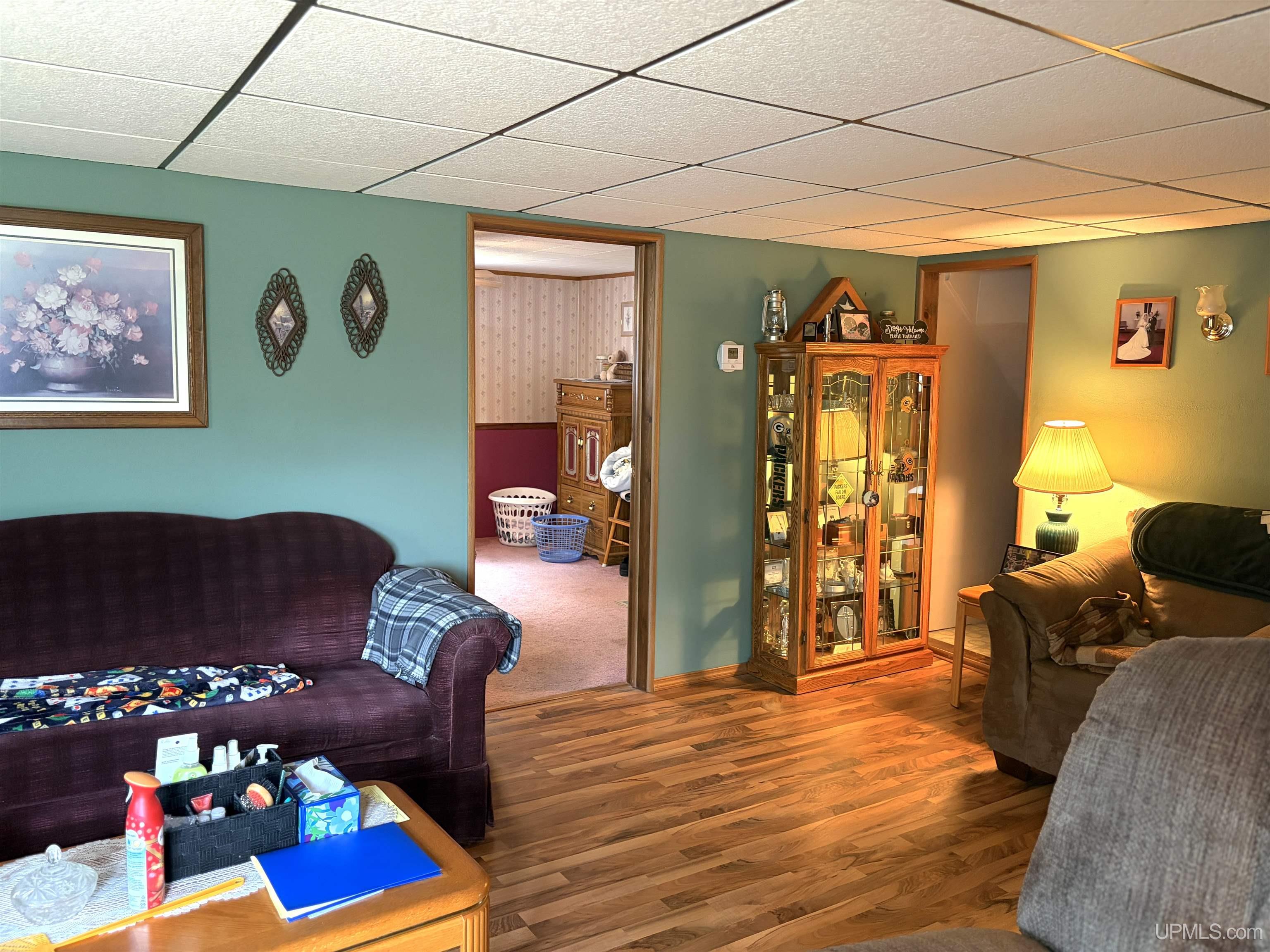518 E Ridge Street Property Photo 28
