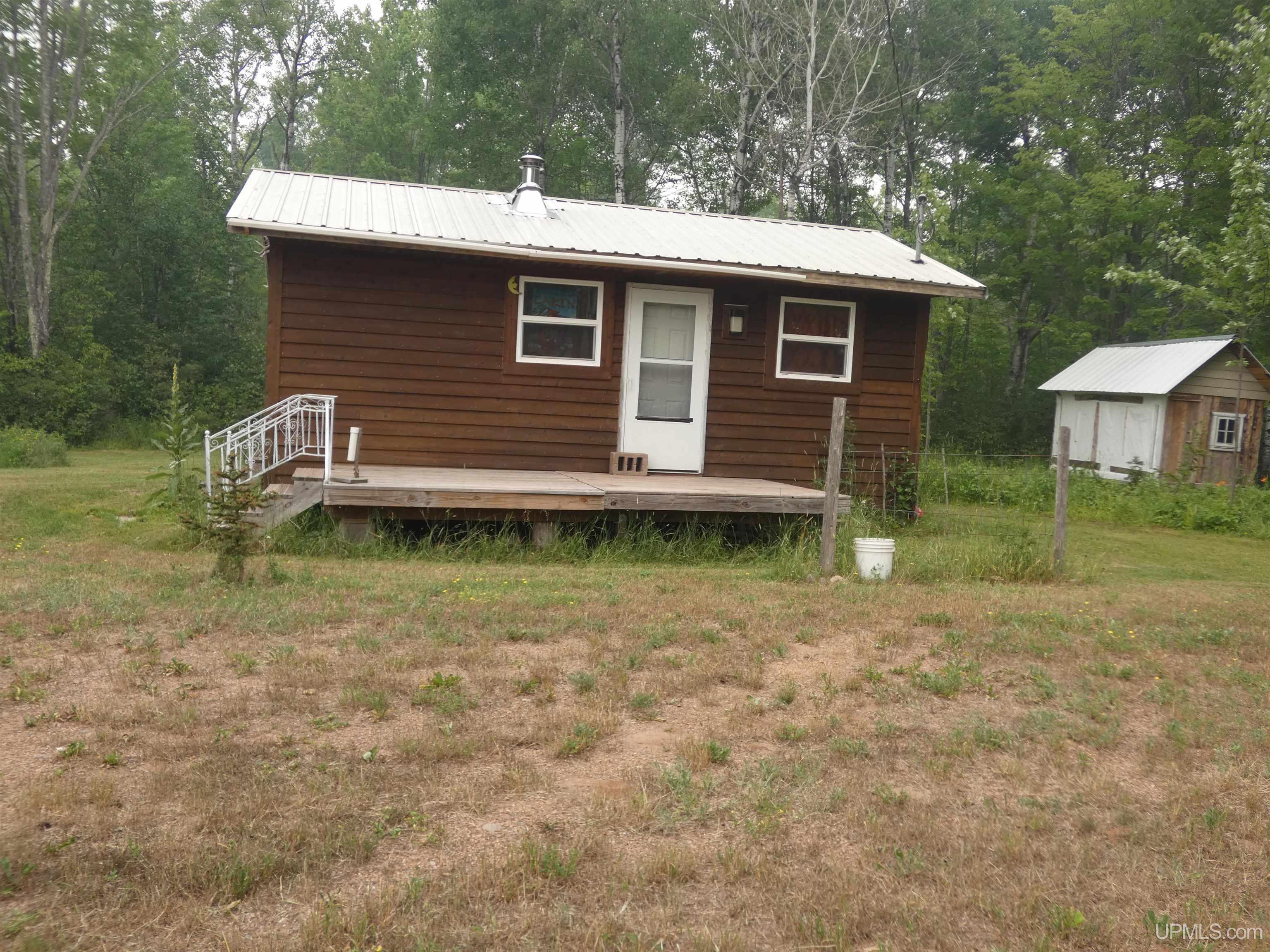 14110 N Malnar Road Property Photo 1