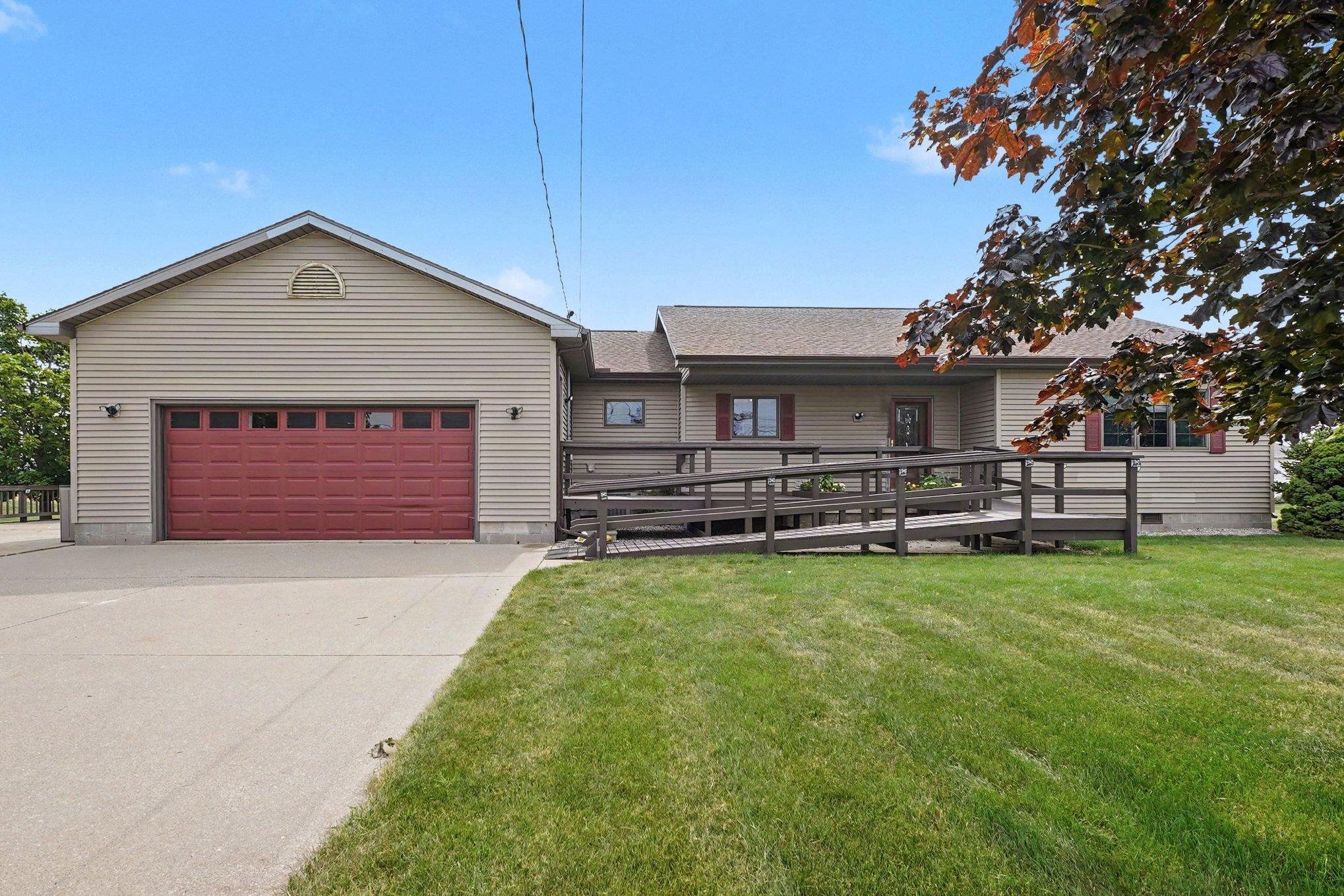 5351 3 Mile Road Property Photo 1