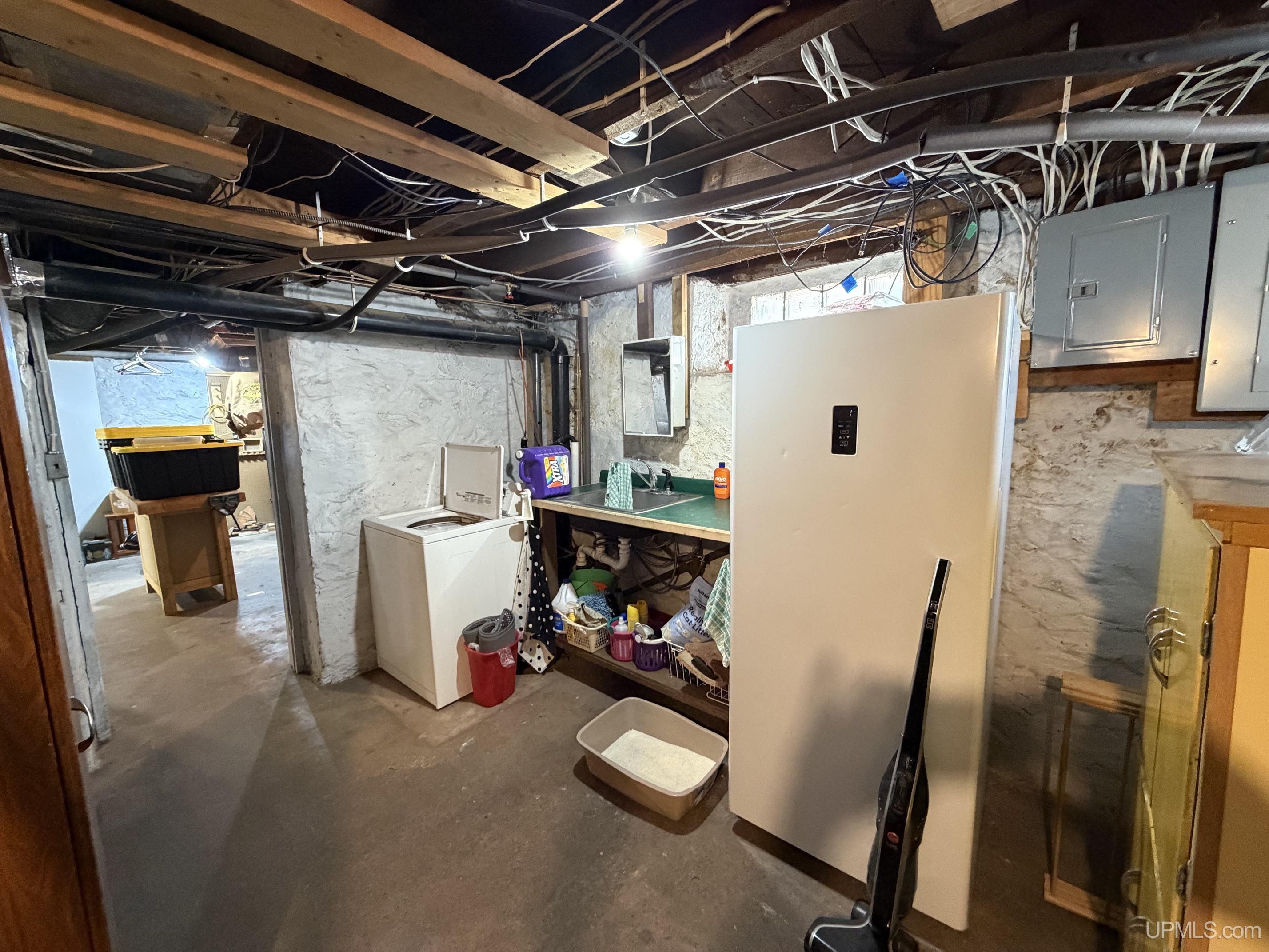 324 W Ridge Street Property Photo 36