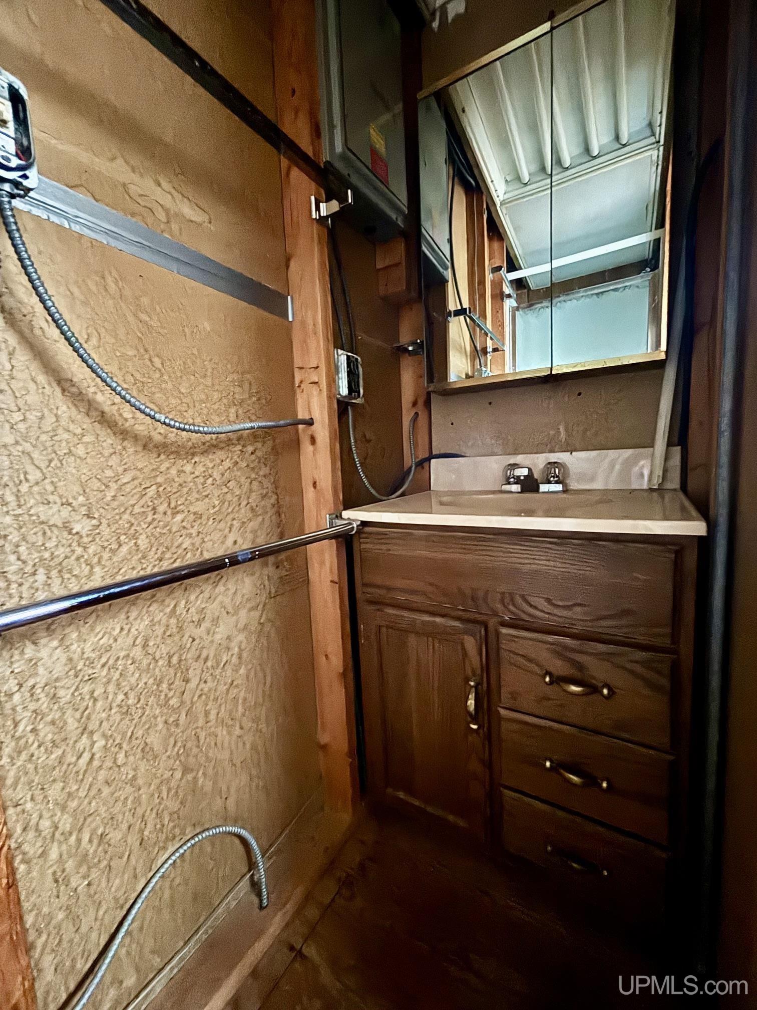 401 N Basin Drive Property Photo 42