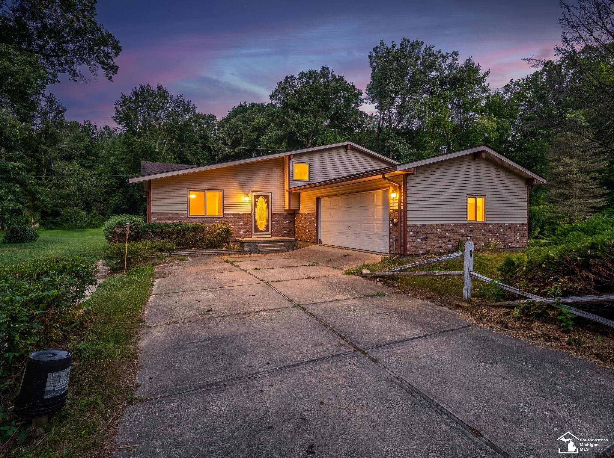 10191 Yensch Road Property Photo 1