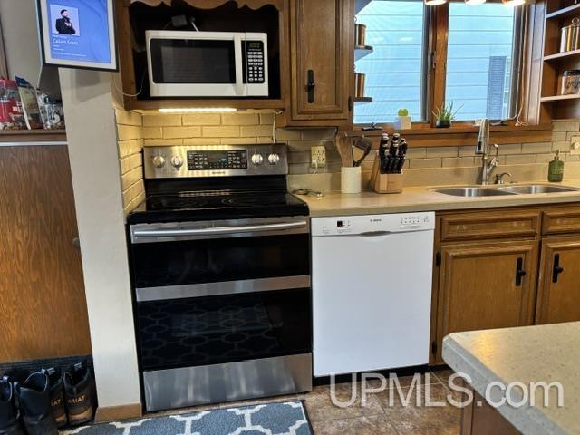 1219 Anthony Street Property Photo 18