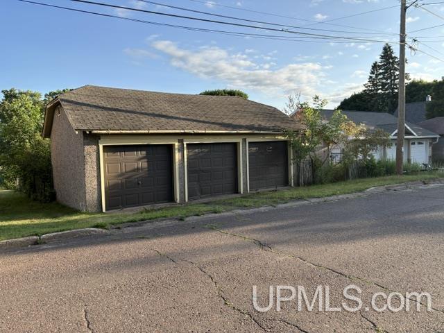 1219 Anthony Street Property Photo 43