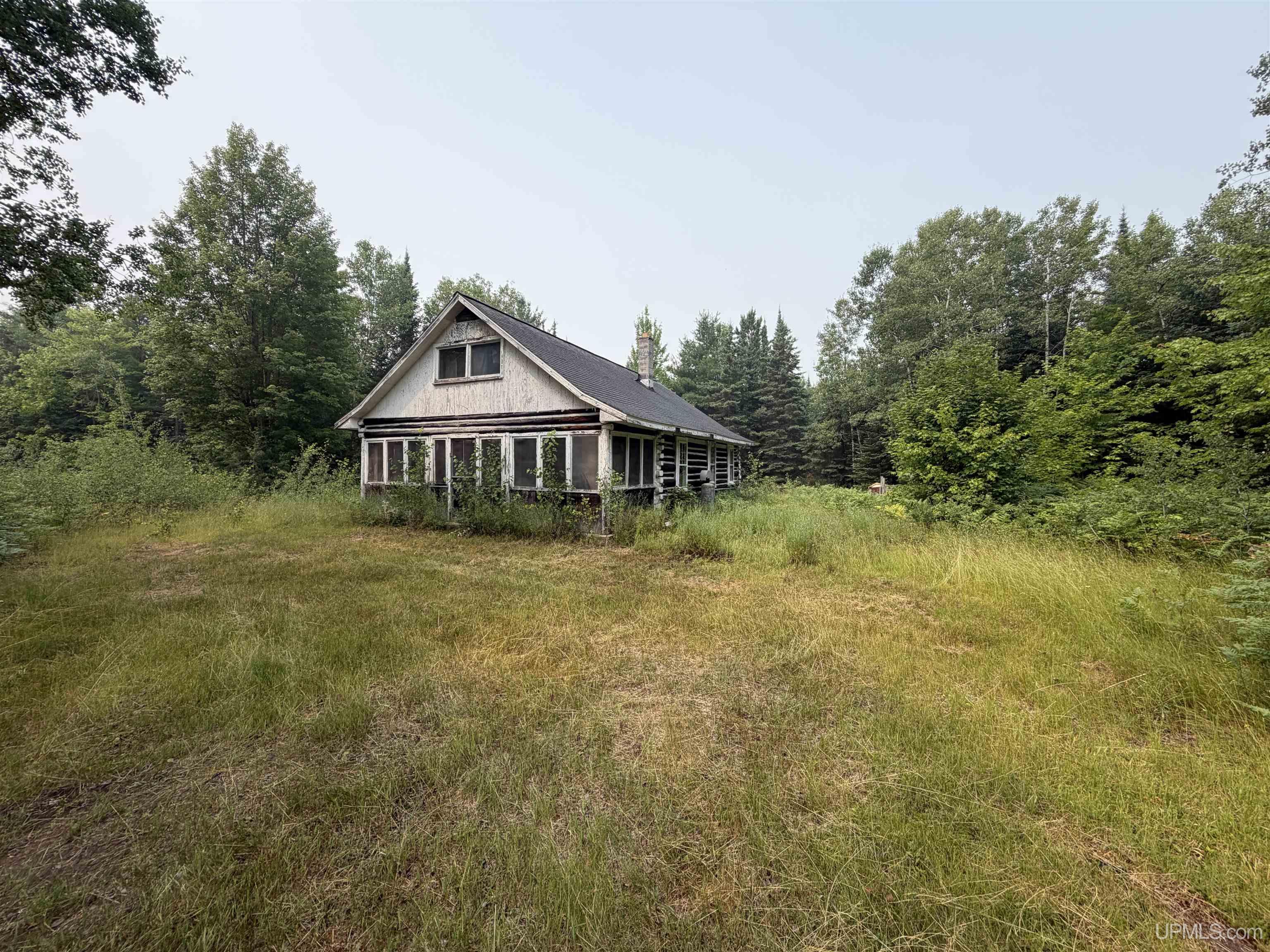 Cabin Fever N River Rd. Road Property Photo 1