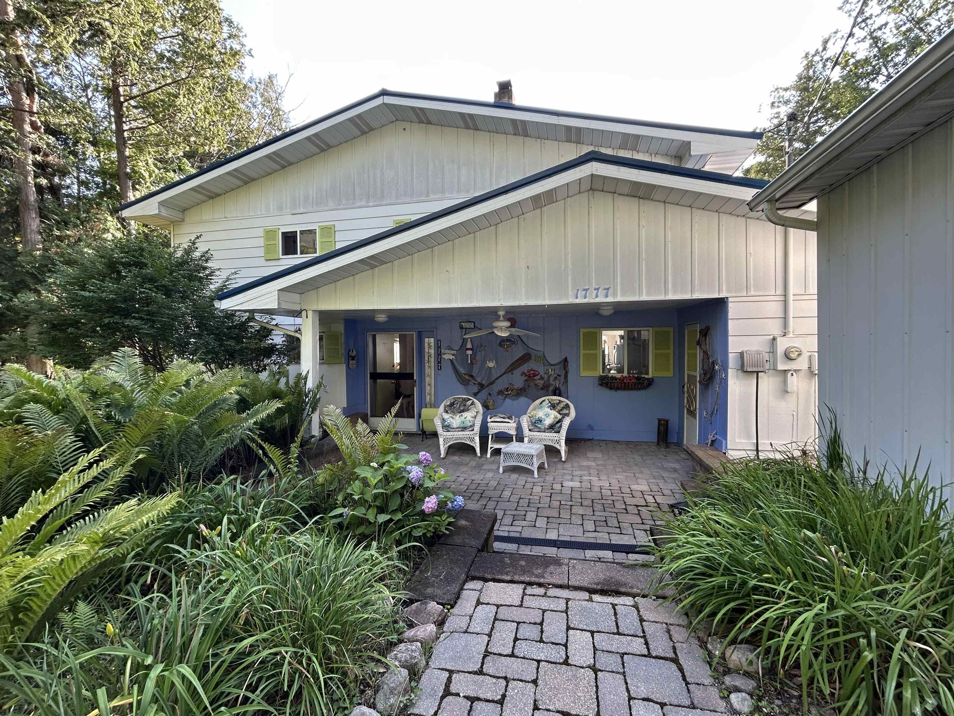 1777 E Pratt Lake Road
