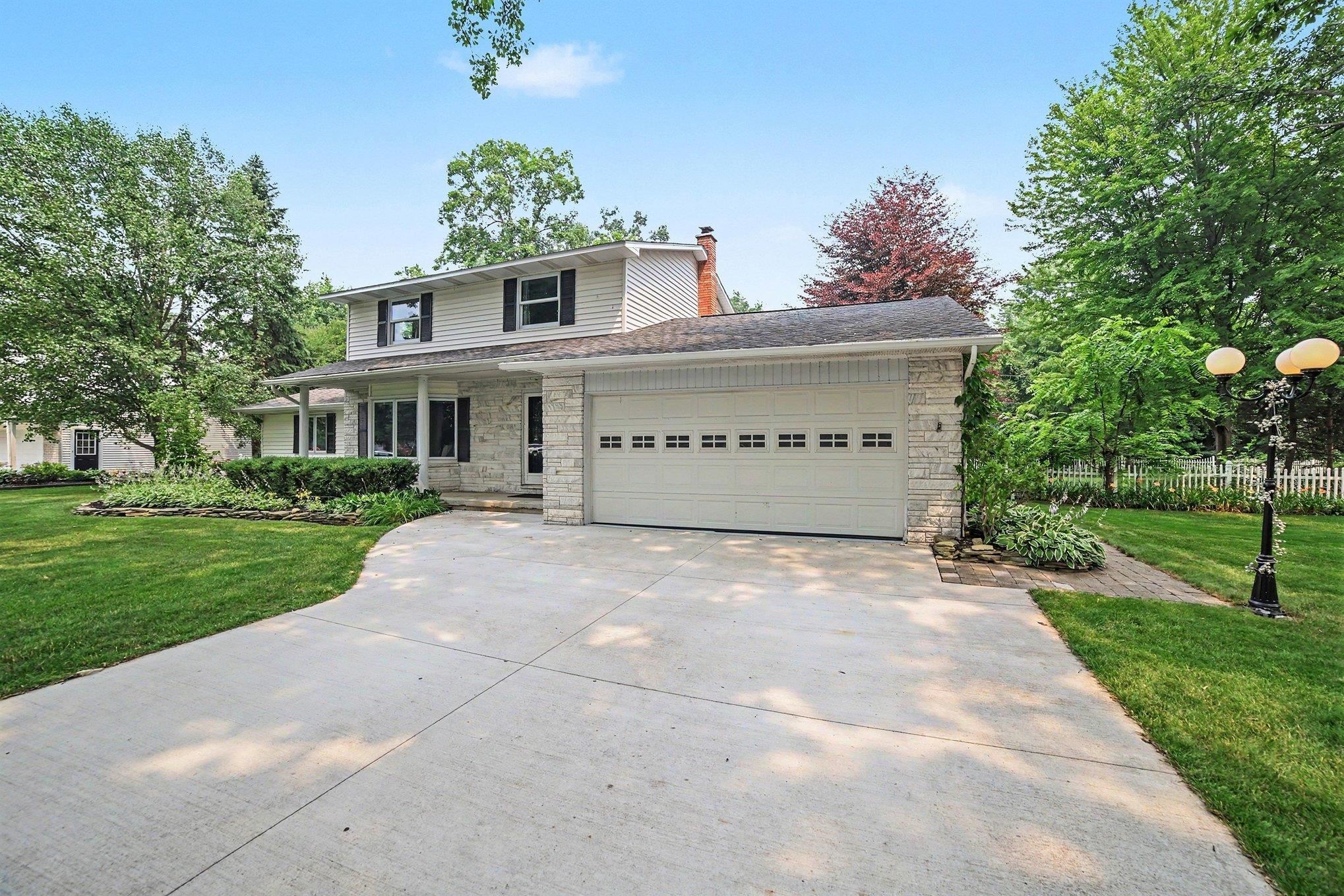 1586 St. Marys Court Property Photo 4