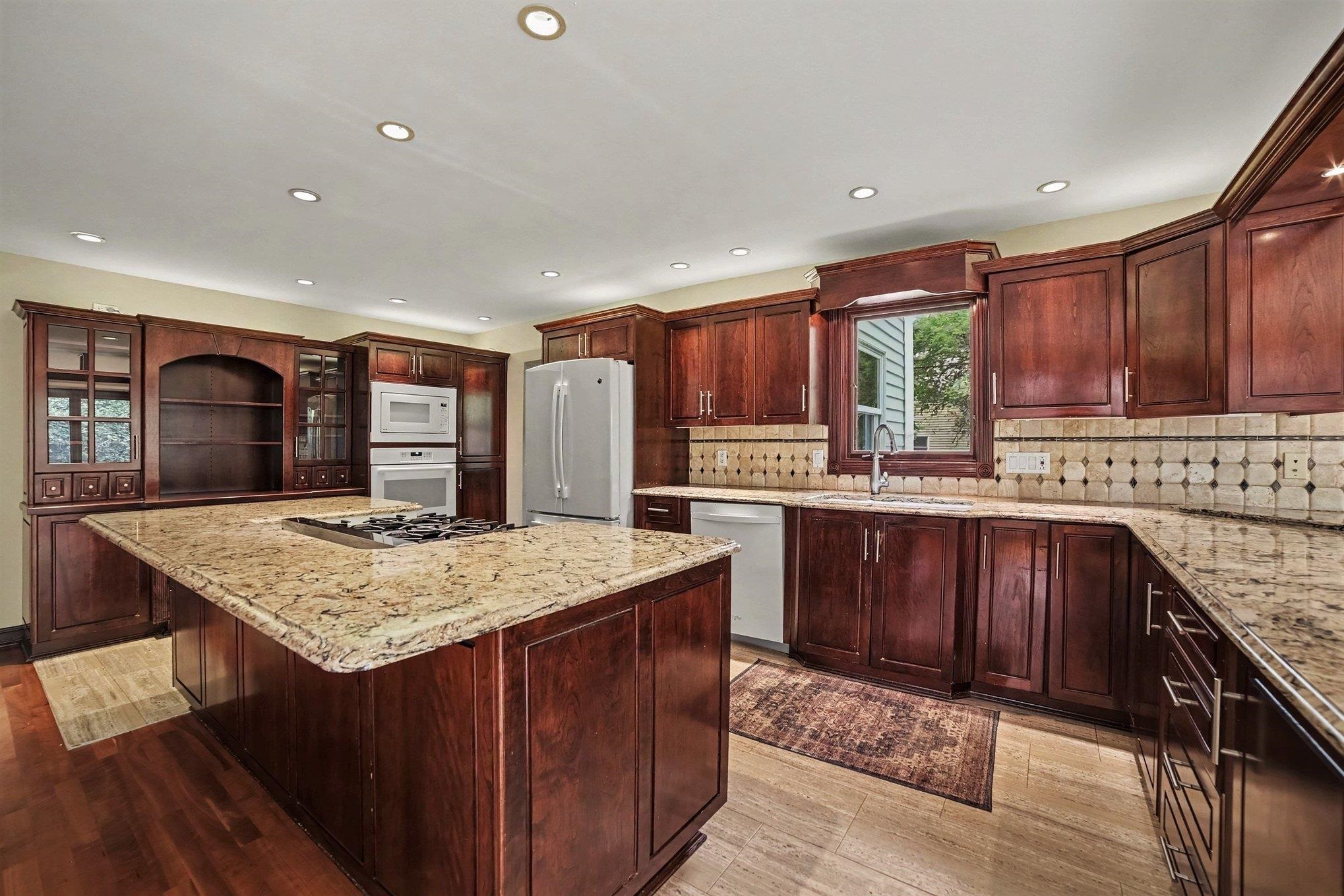 1586 St. Marys Court Property Photo 8