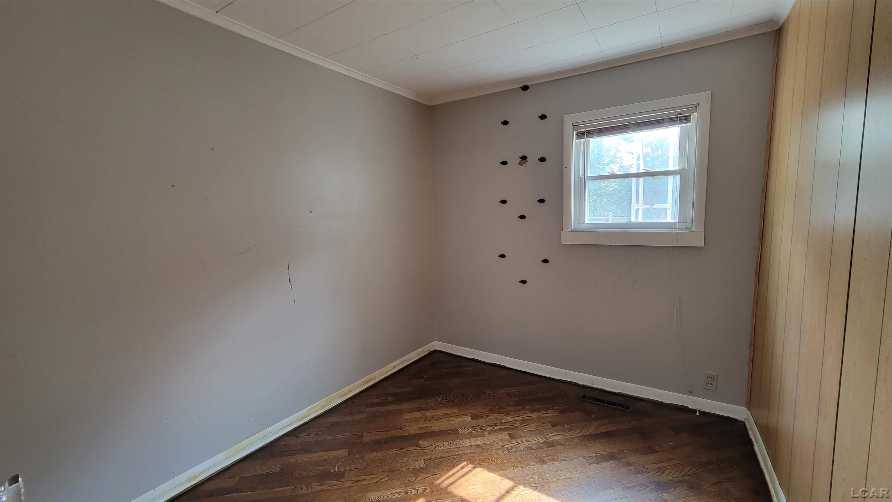 751 James Street Property Photo 13