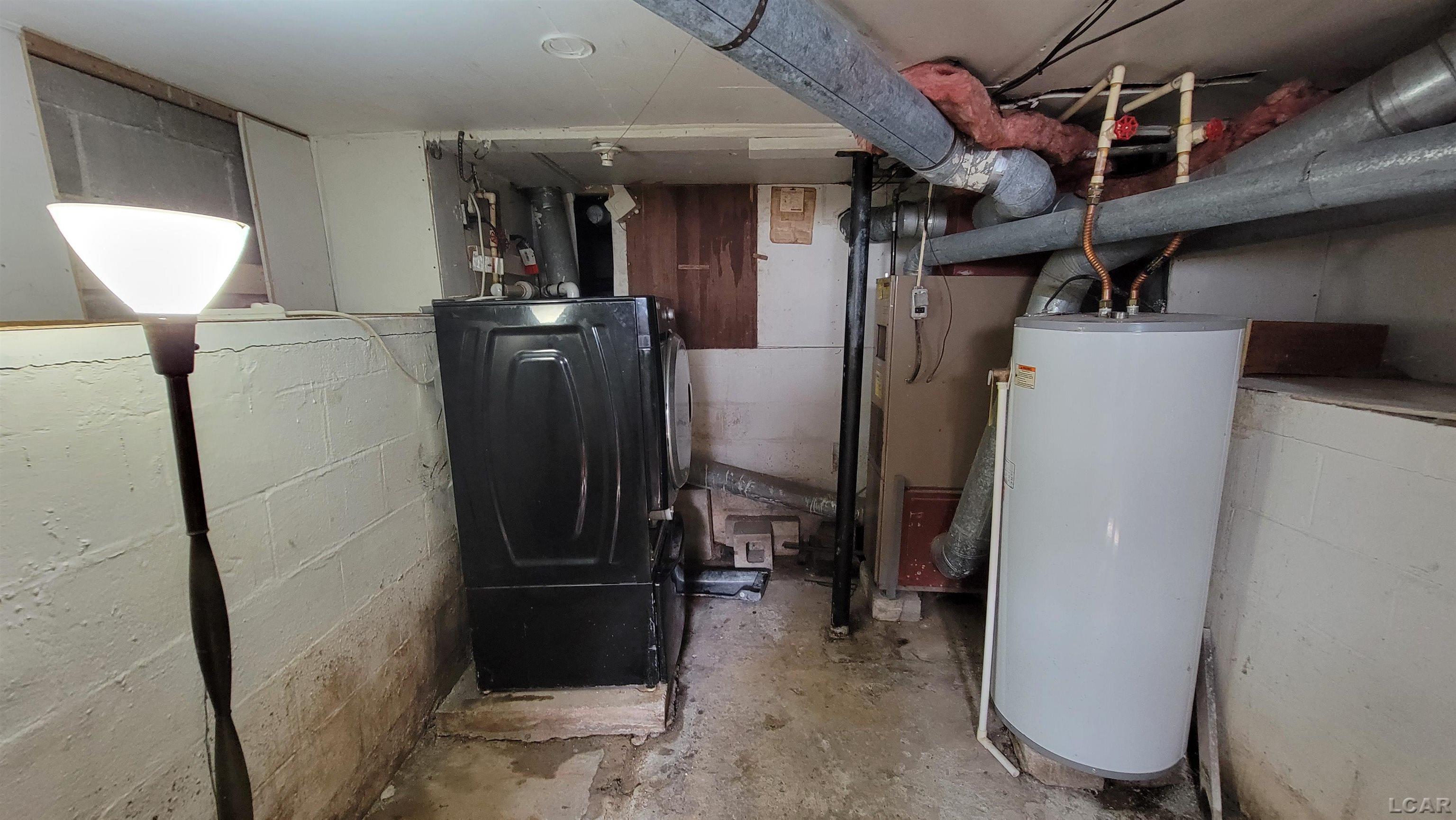 751 James Street Property Photo 18