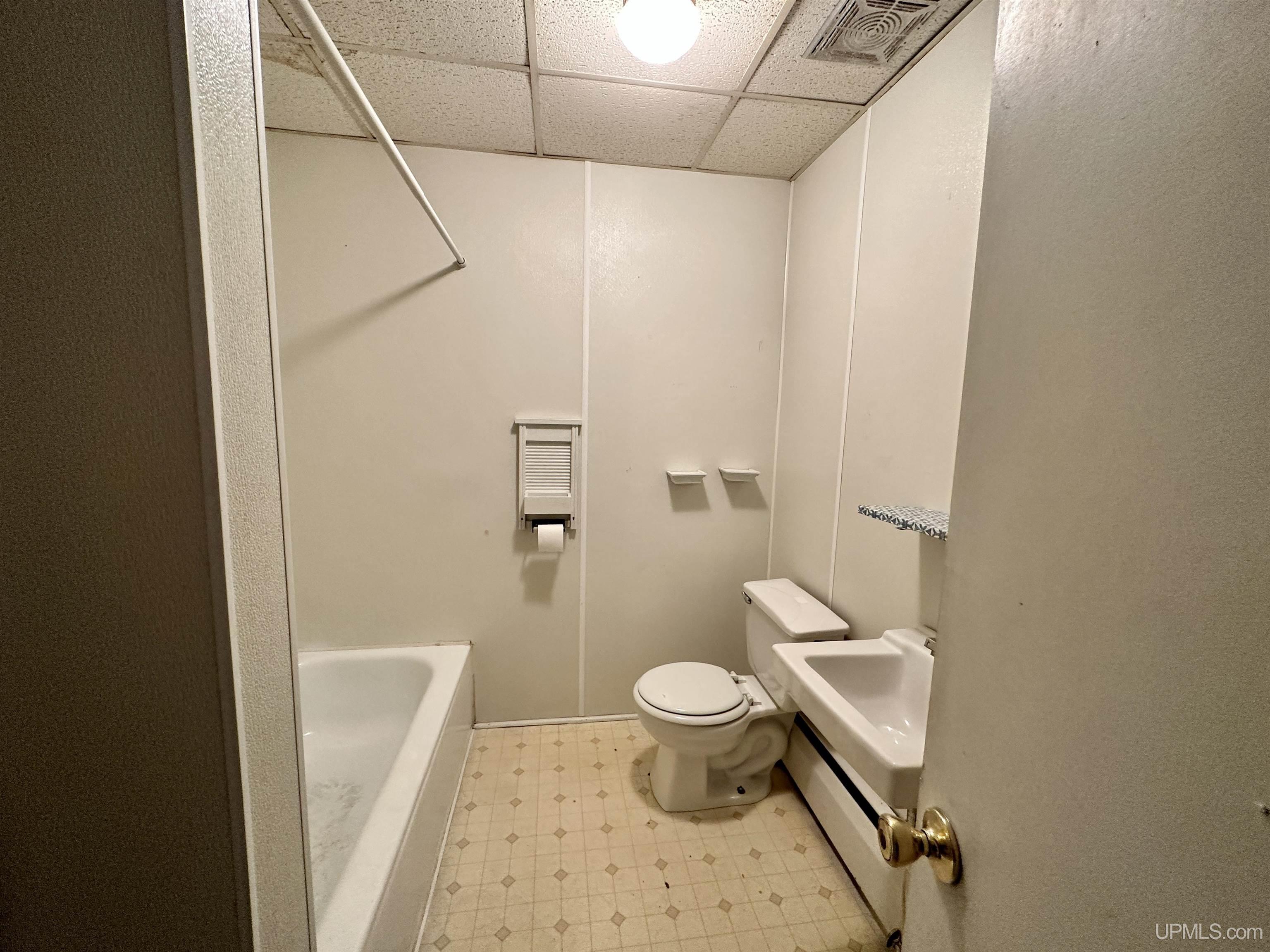 137 Lake Linden Avenue Property Photo 17