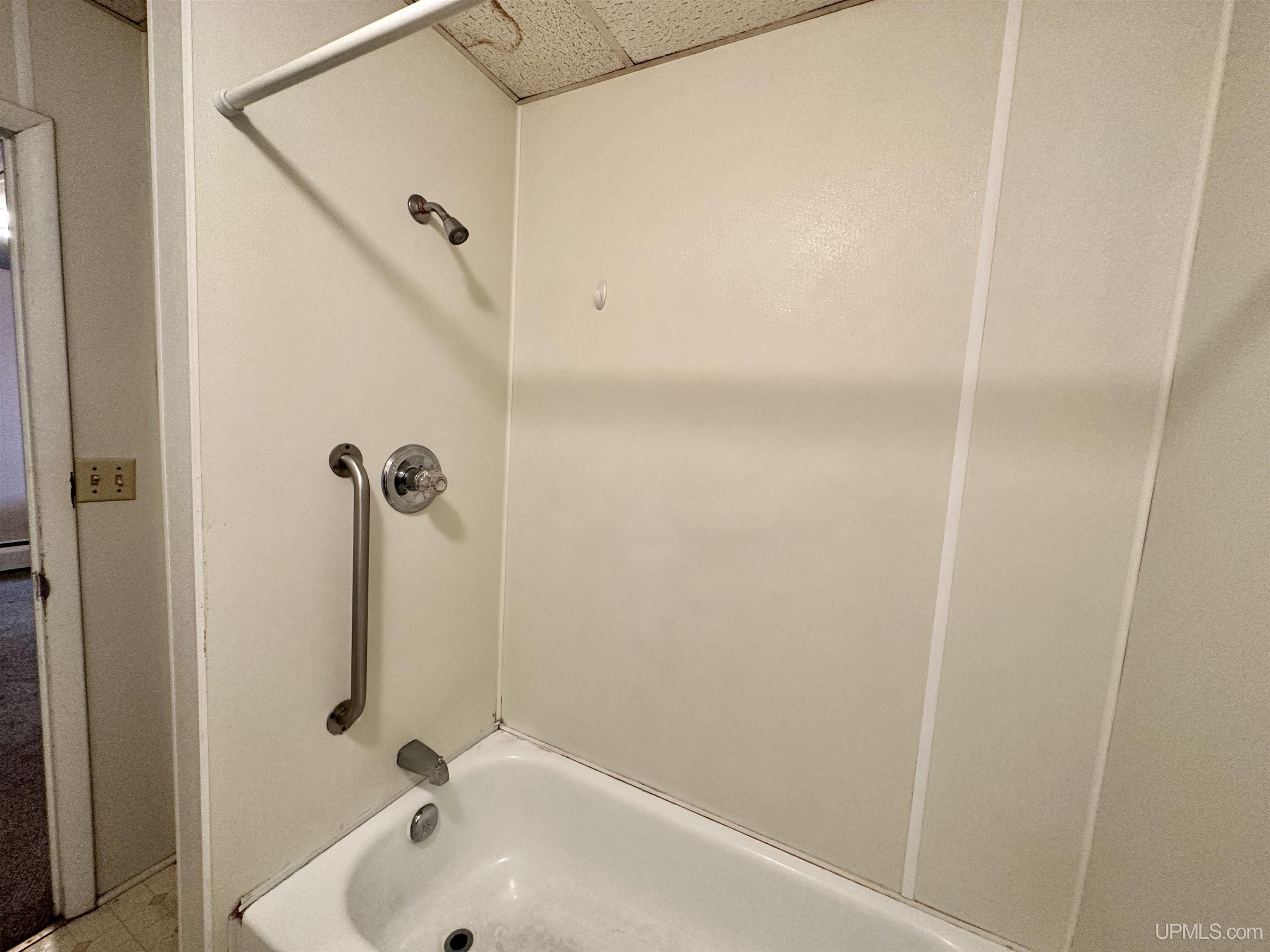 137 Lake Linden Avenue Property Photo 19