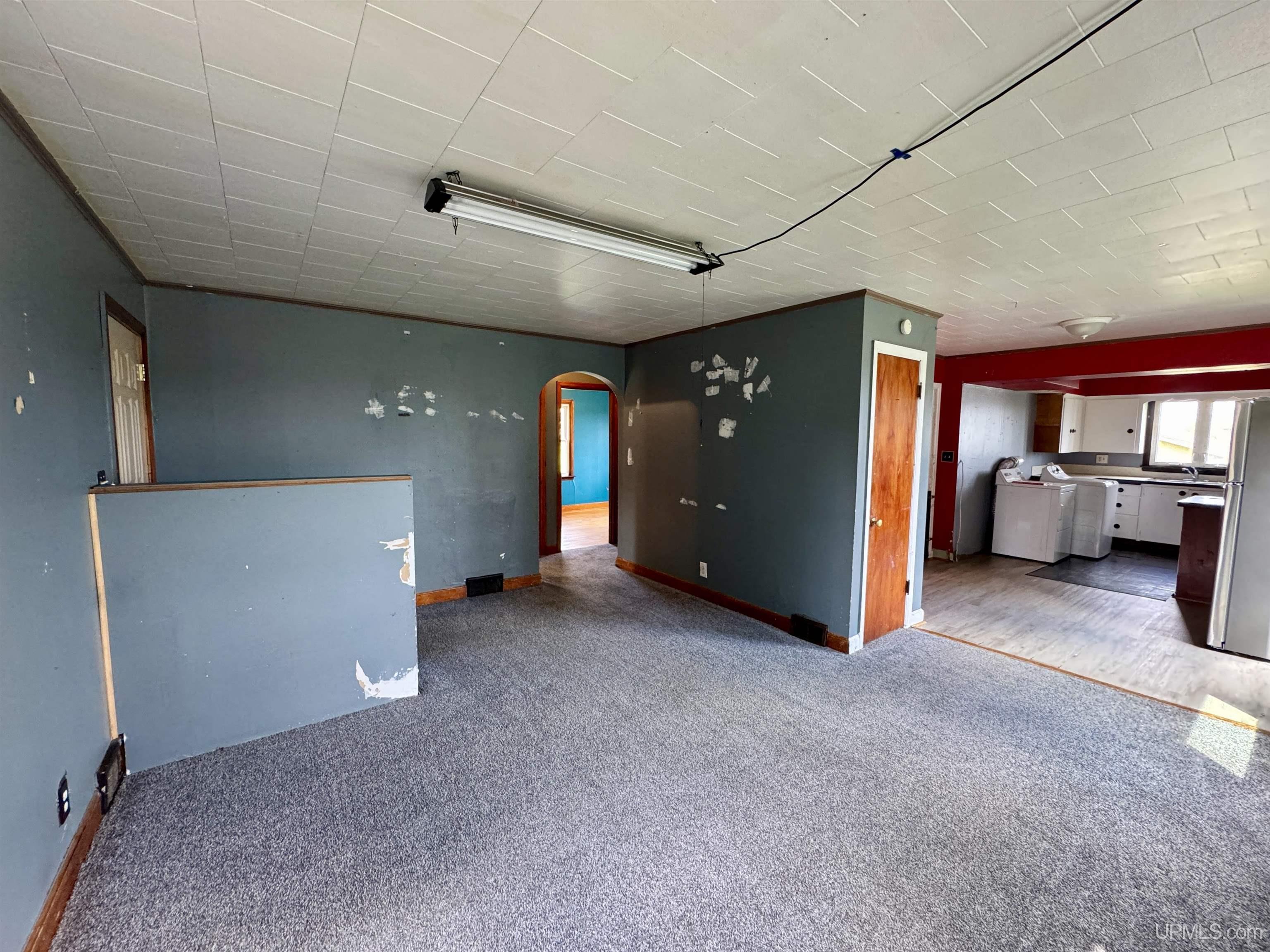 204 Marquette Avenue Property Photo 2