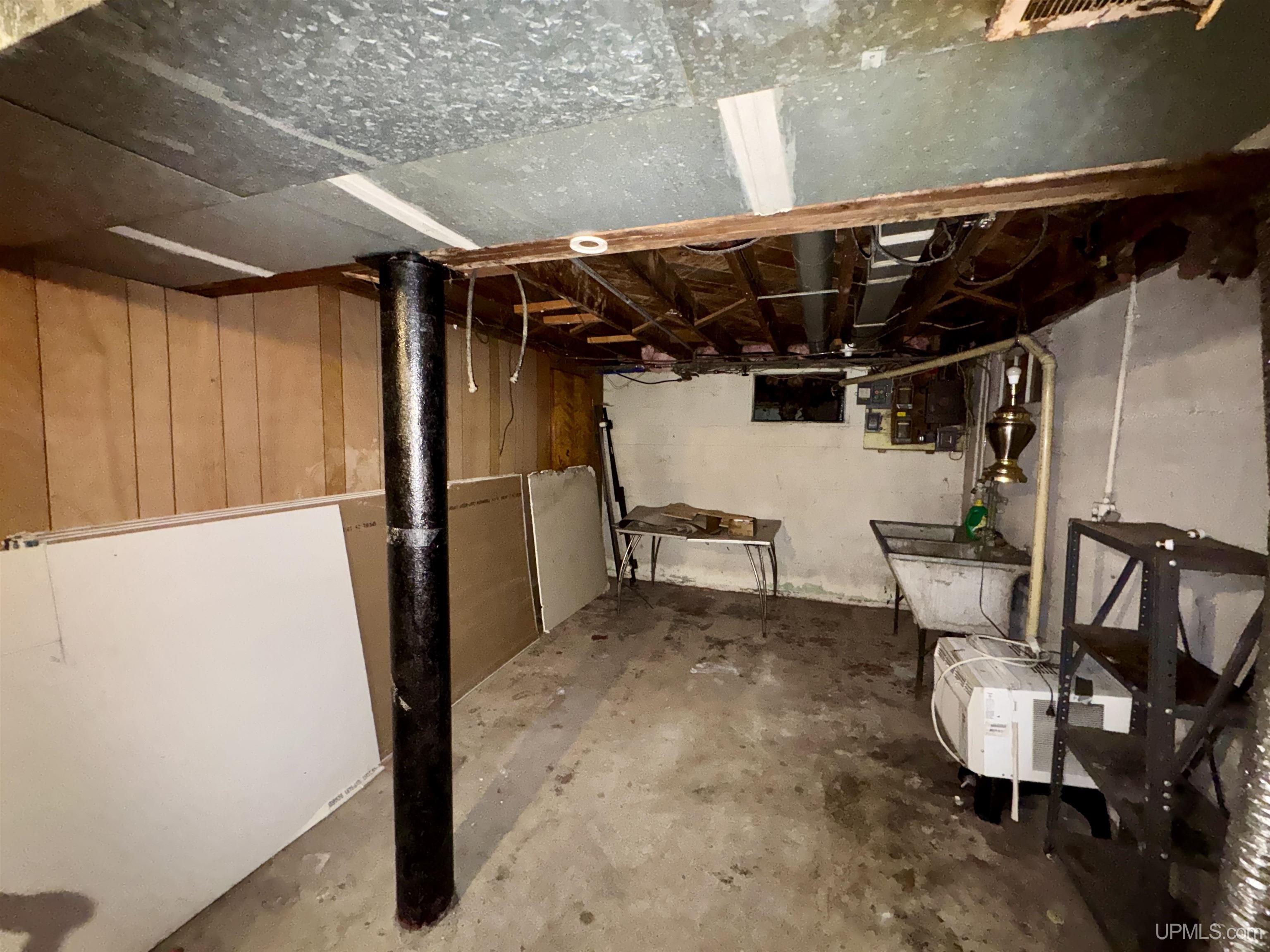 204 Marquette Avenue Property Photo 13