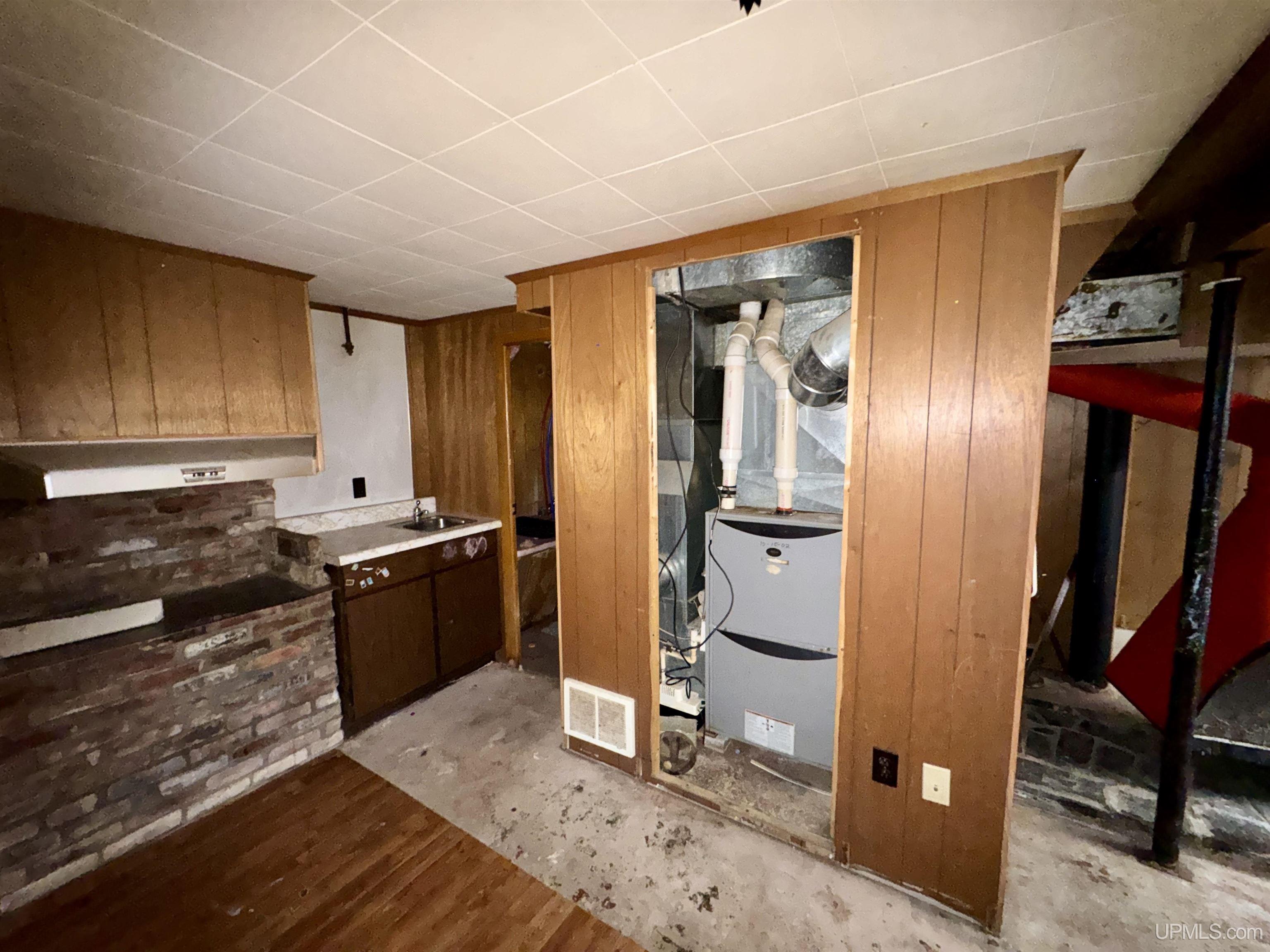 204 Marquette Avenue Property Photo 15