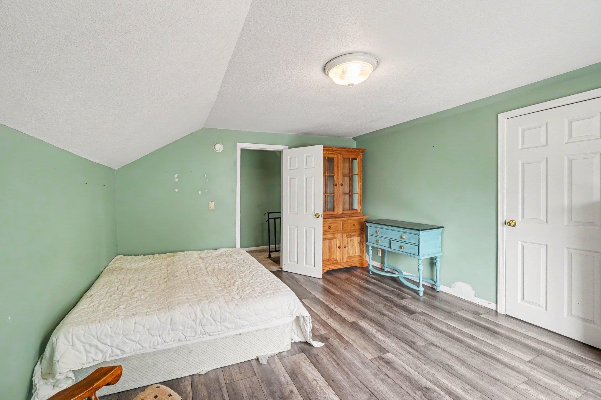 1715 Columbus Avenue Property Photo 8